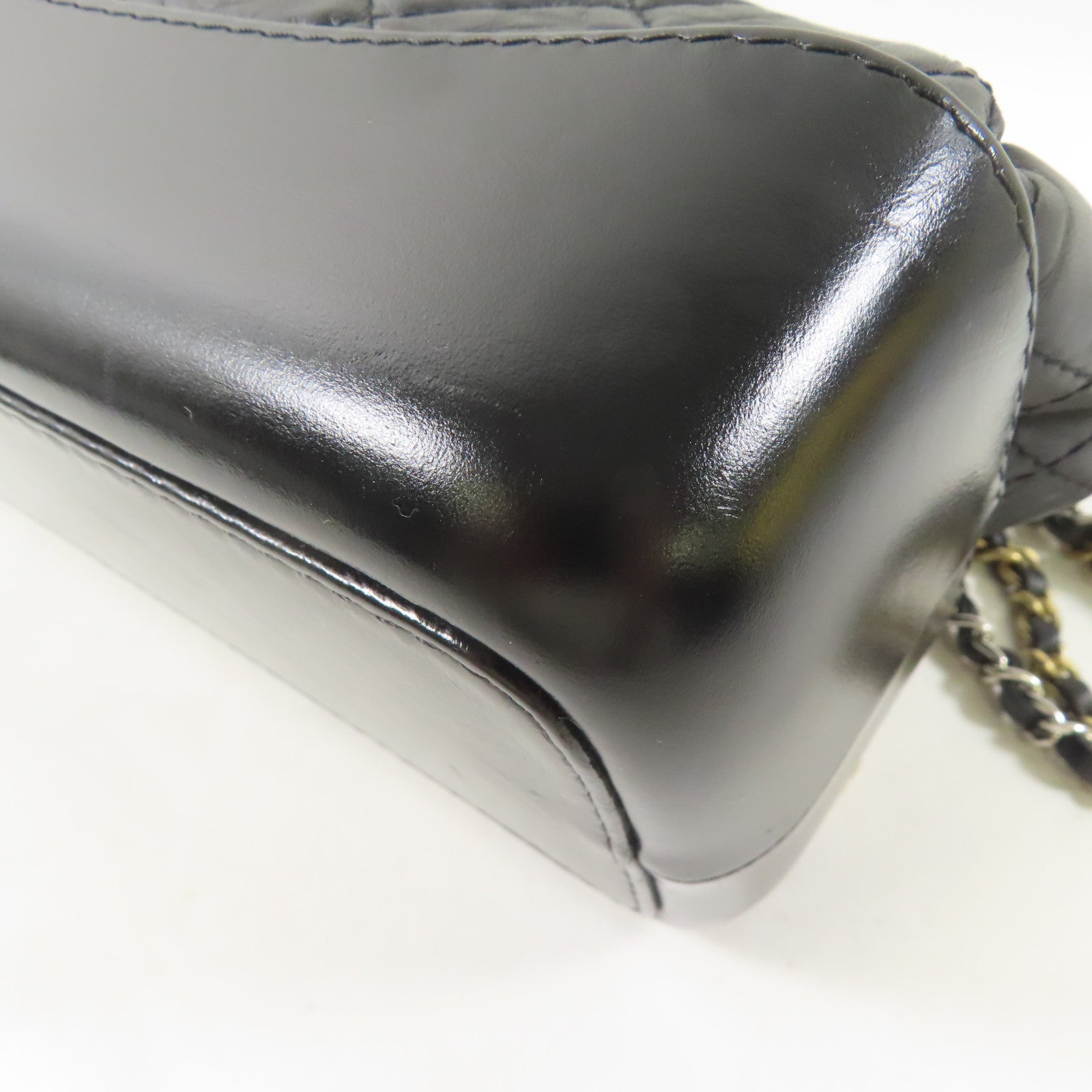 CHANEL 羊皮皮革Gabrielle Backpack銀扣/金扣鏈帶背包黑色