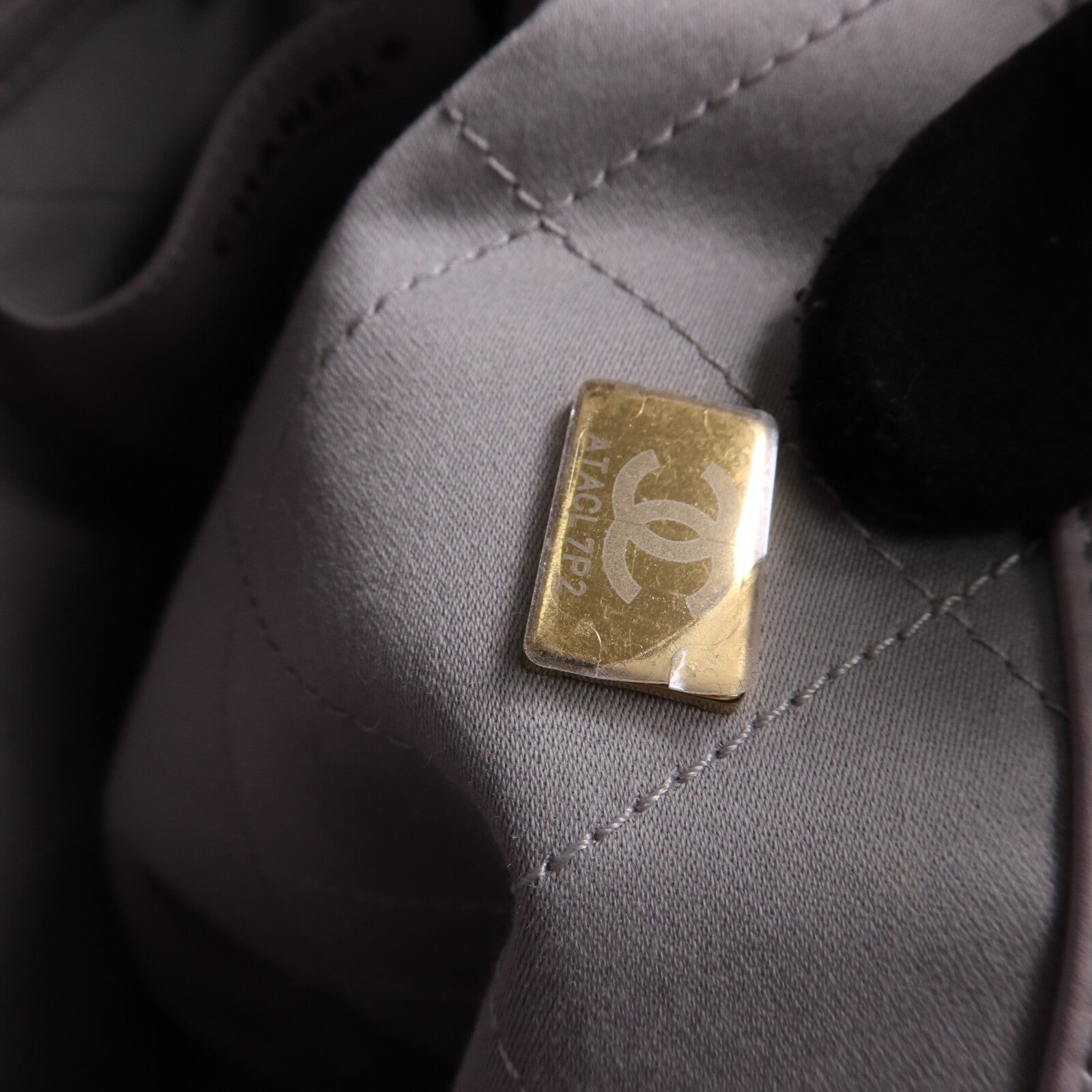 CHANEL 牛皮皮革2 Way Hobo Bag金扣肩背袋