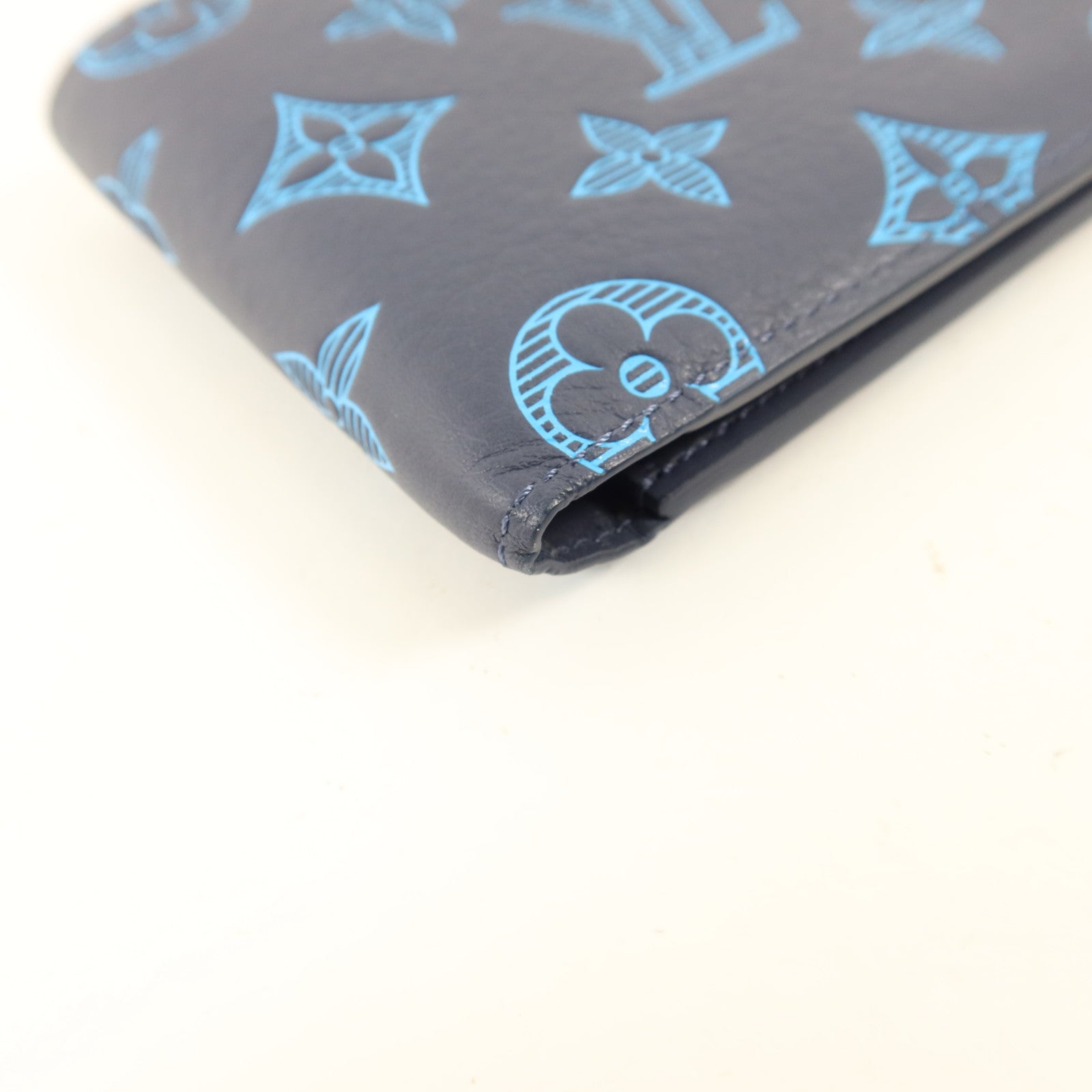 LOUIS VUITTON Monogram Shadow Multiple Bifold Wallet錢包