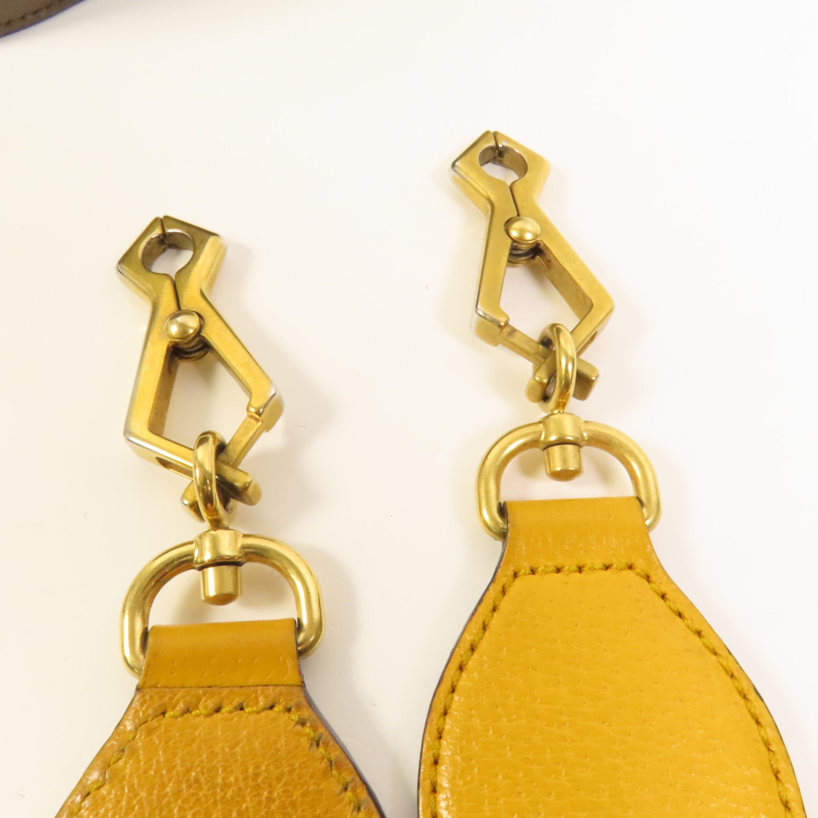 GUCCI 【激減優惠】塗層帆布Neo Vintage GG Supreme Shoulder Bag金扣肩背袋