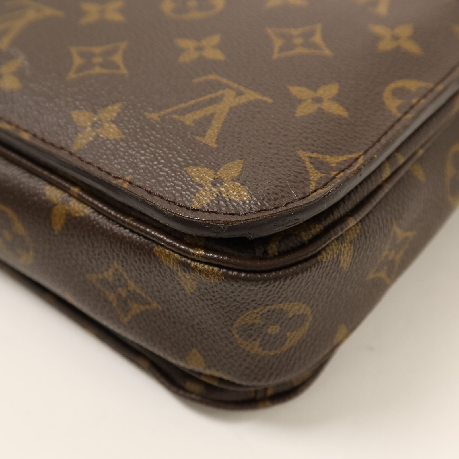 LOUIS VUITTON Monogram Pochette Metis MM金扣手挽肩背兩用袋