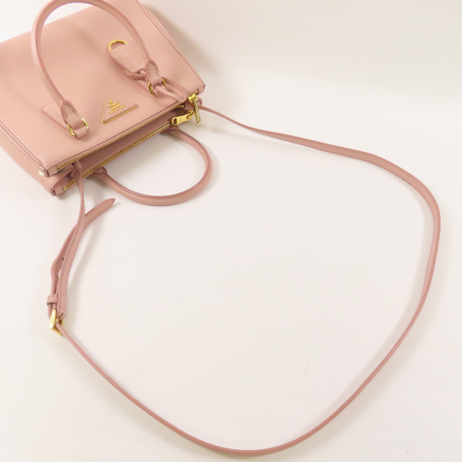 PRADA 牛皮皮革2 way Shoulder金扣手挽肩背兩用袋