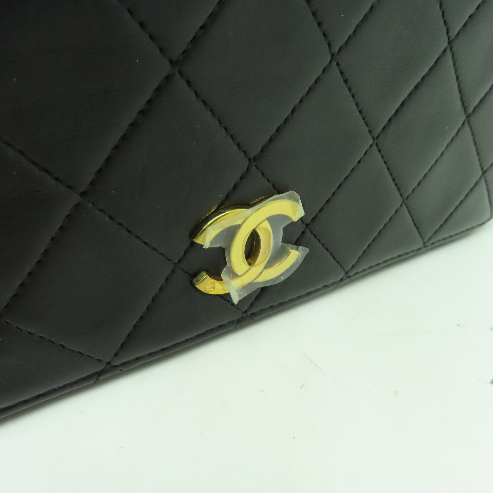 CHANEL 【清倉大減價】菱格Materasse Chain Shoulder金扣肩背袋黑色