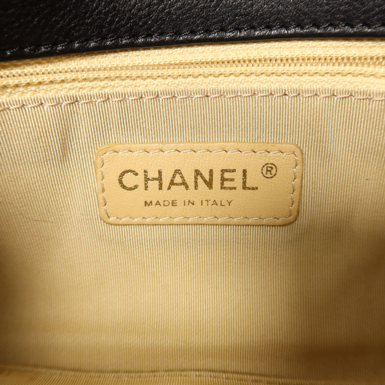 CHANEL 牛皮皮革Chain Shoulder Bag金扣鏈帶肩背袋