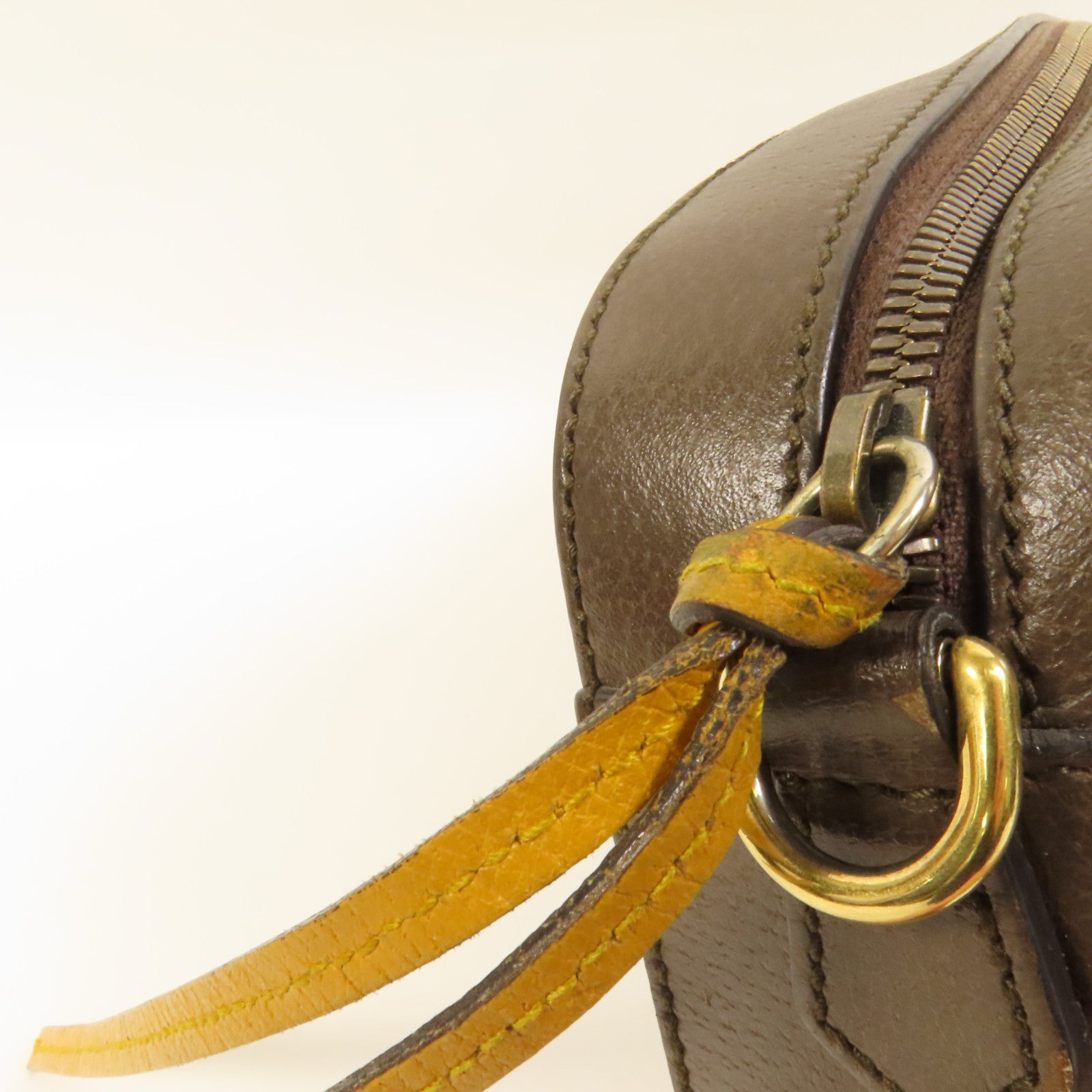 GUCCI 【激減優惠】塗層帆布Neo Vintage GG Supreme Shoulder Bag金扣肩背袋