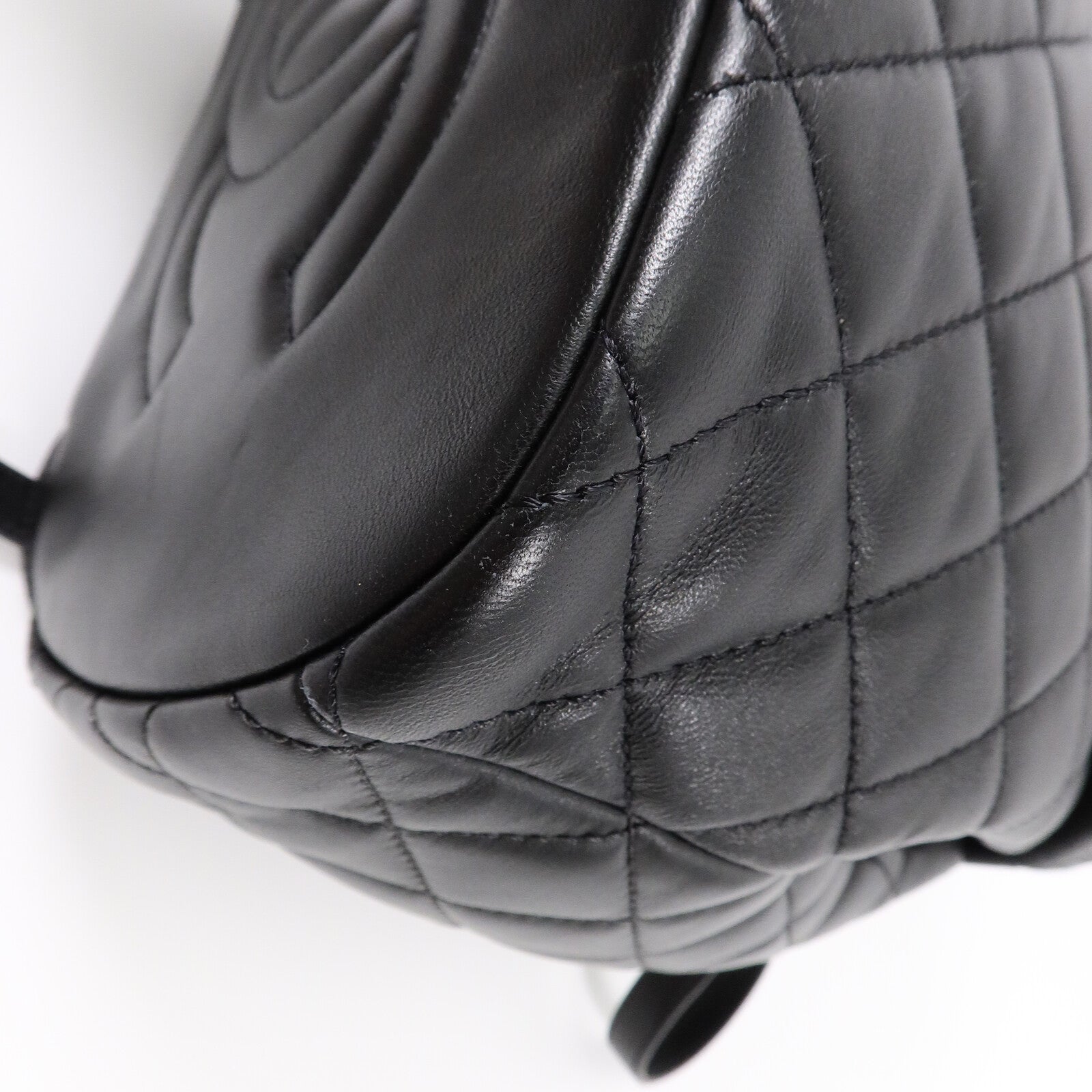 CHANEL 羊皮皮革Urban Spirit Backpack鏈帶背包