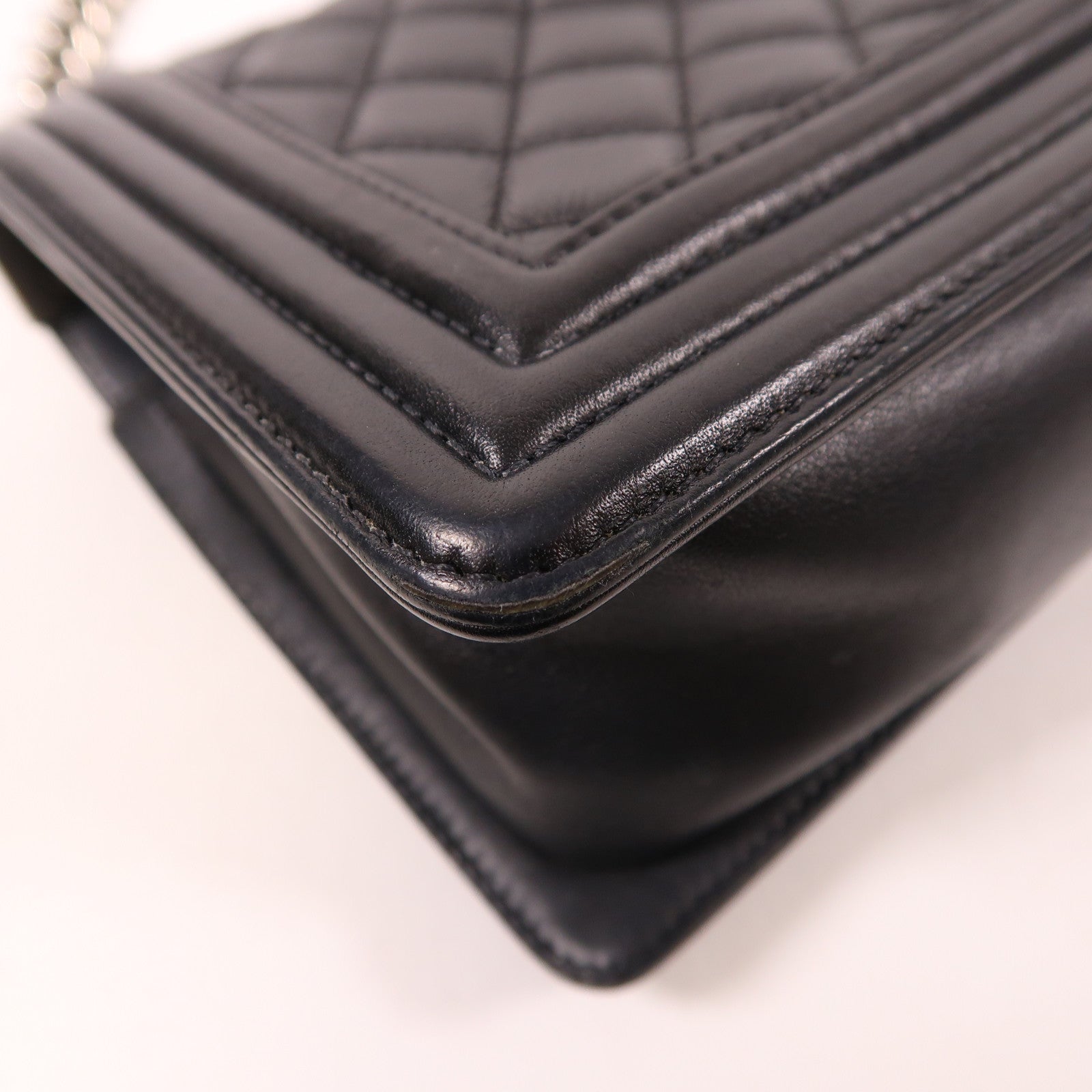 CHANEL CC Boy 25 Chain Shoulder Bag Lambskin Leather Black