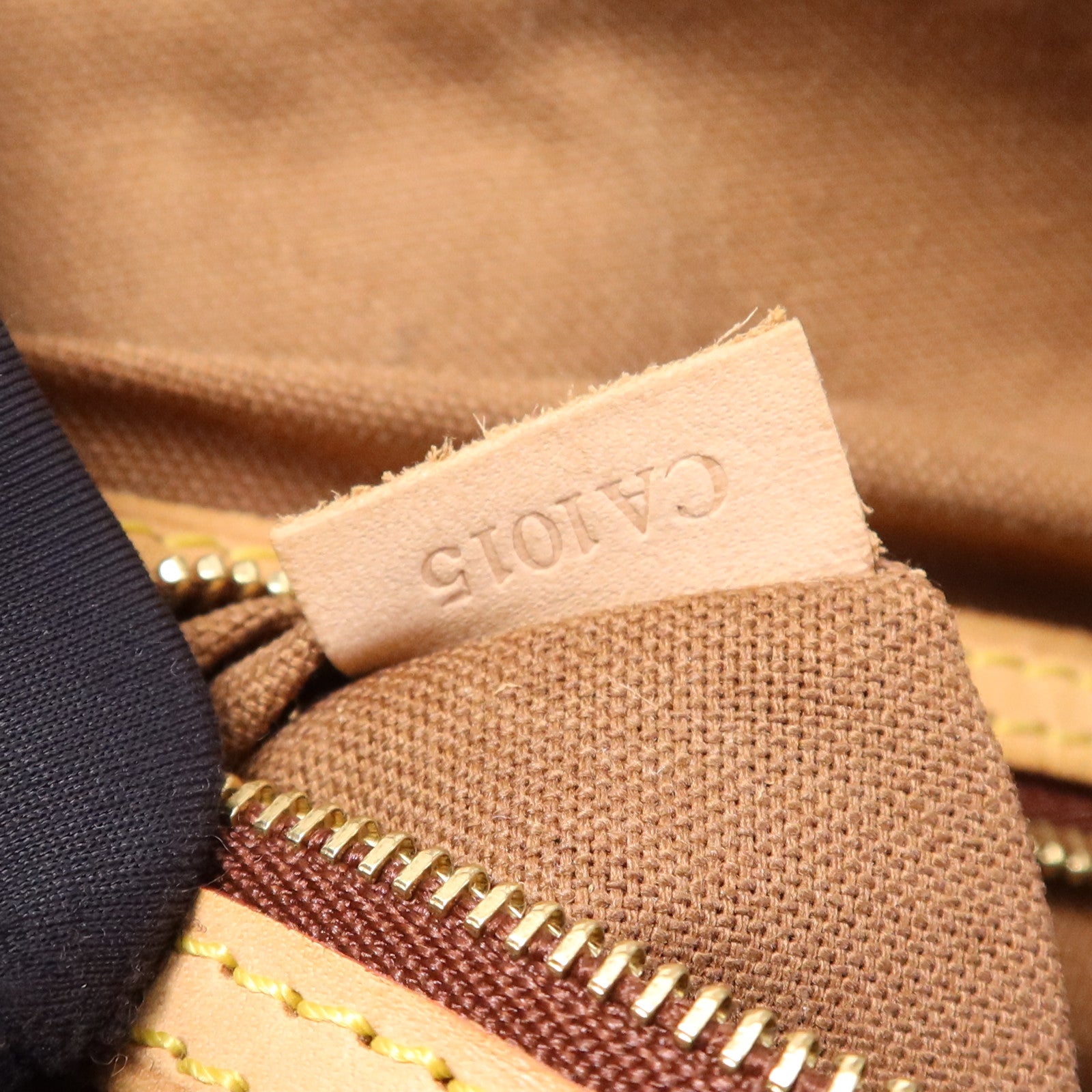 LOUIS VUITTON 【激減優惠】Monogram Batignolles Horizontal金扣肩背袋