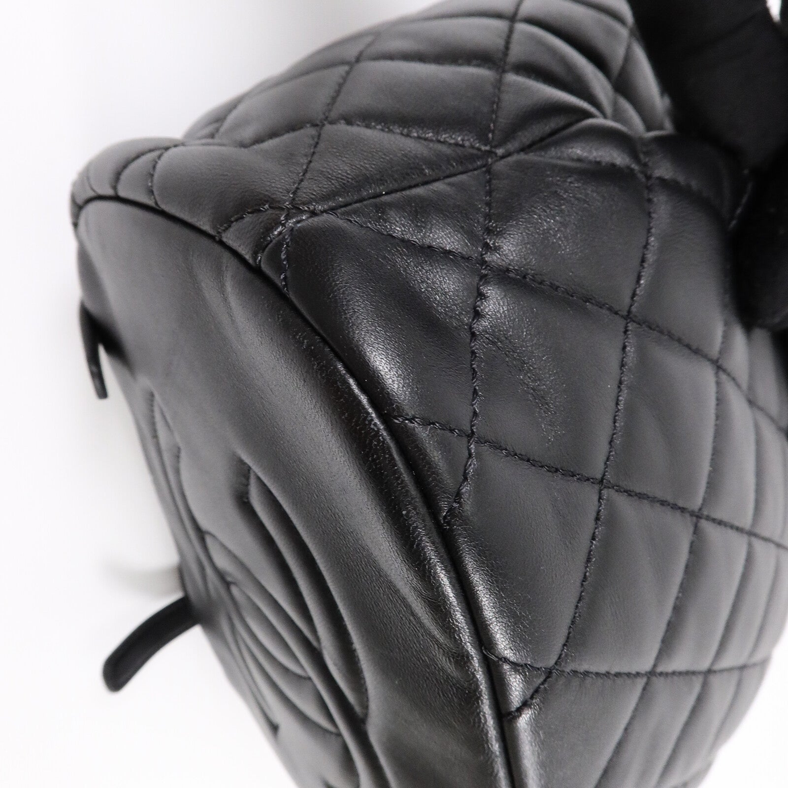CHANEL 羊皮皮革Urban Spirit Backpack鏈帶背包