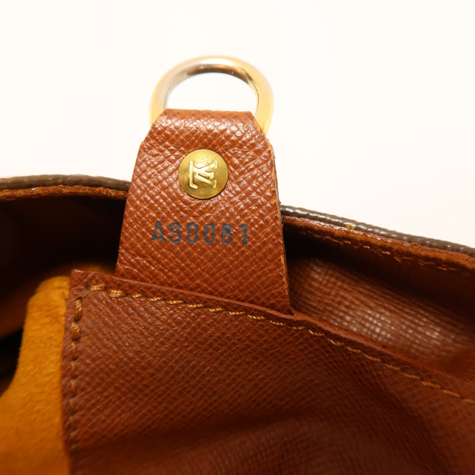 LOUIS VUITTON Monogram Musette金扣肩背袋