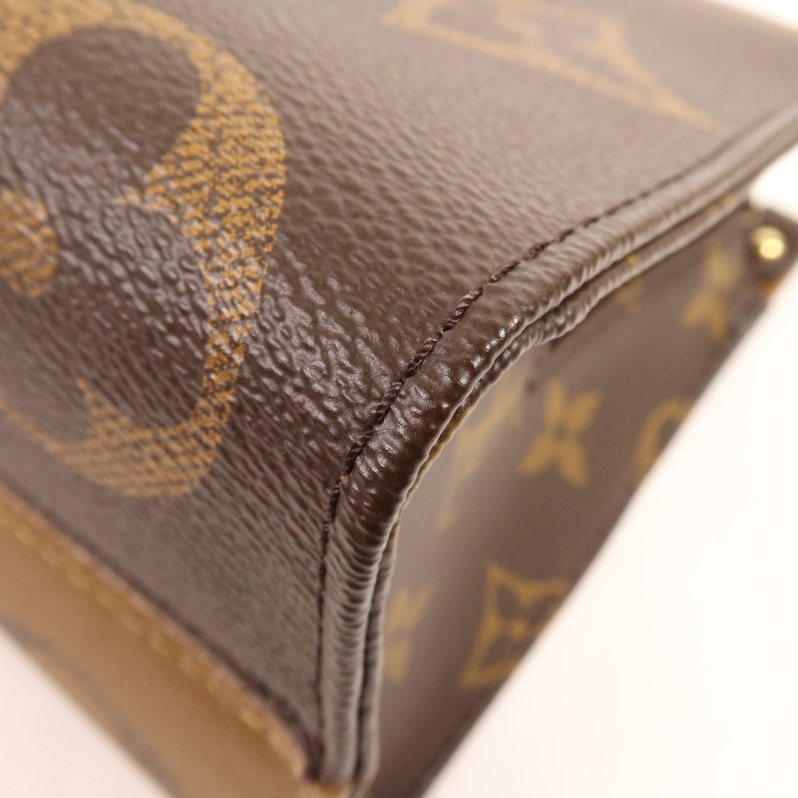 LOUIS VUITTON Monogram Giant Reverse On The Go East West金扣手挽肩背兩用袋