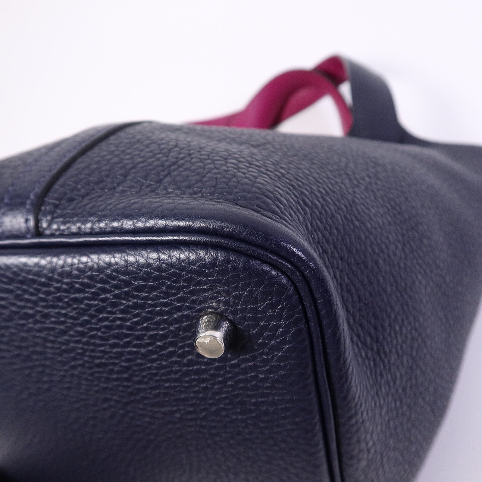 HERMES Clemence皮革Picotin MM扣手挽袋Bleu Nuit
