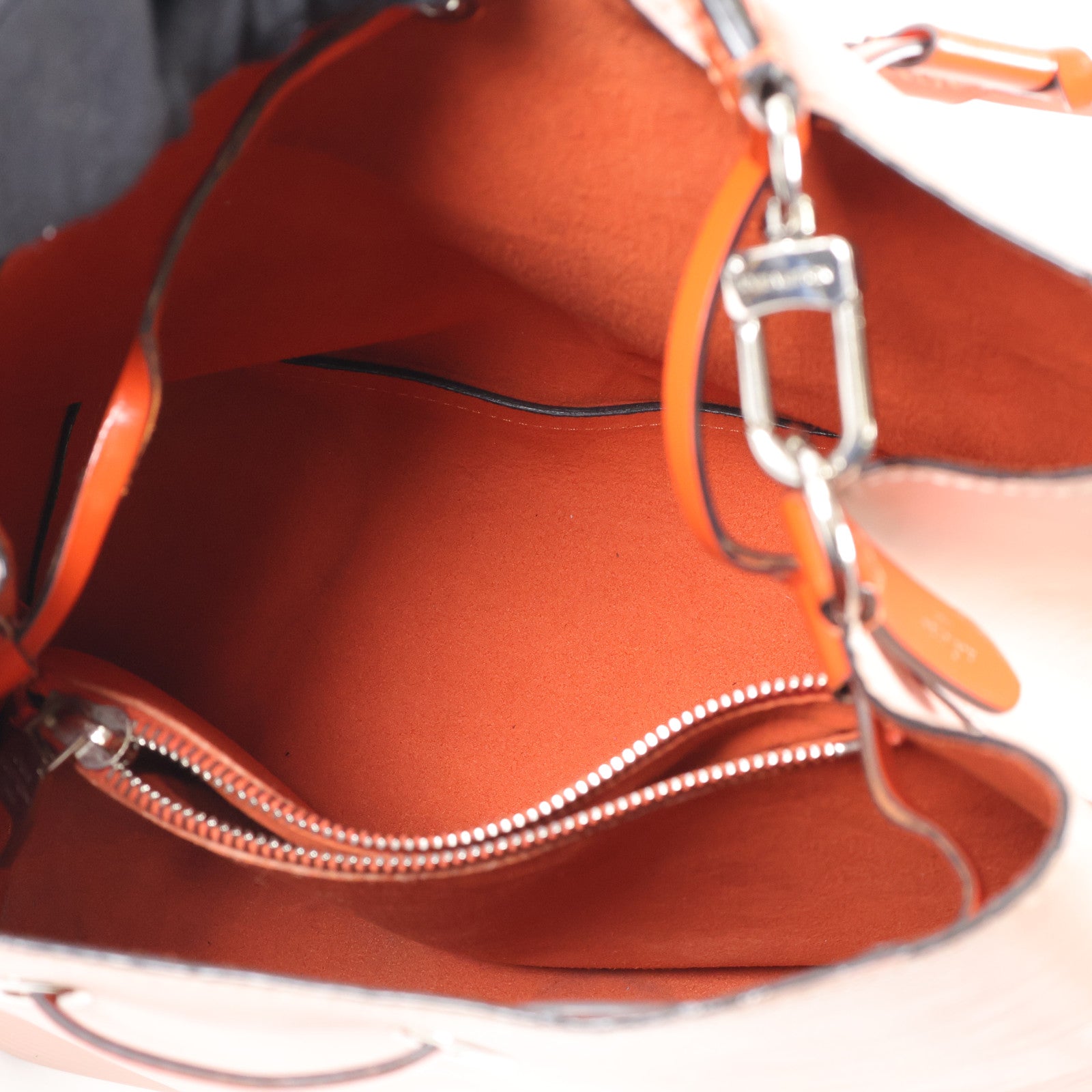 LOUIS VUITTON Epi Neo Noe銀扣手挽肩背兩用袋