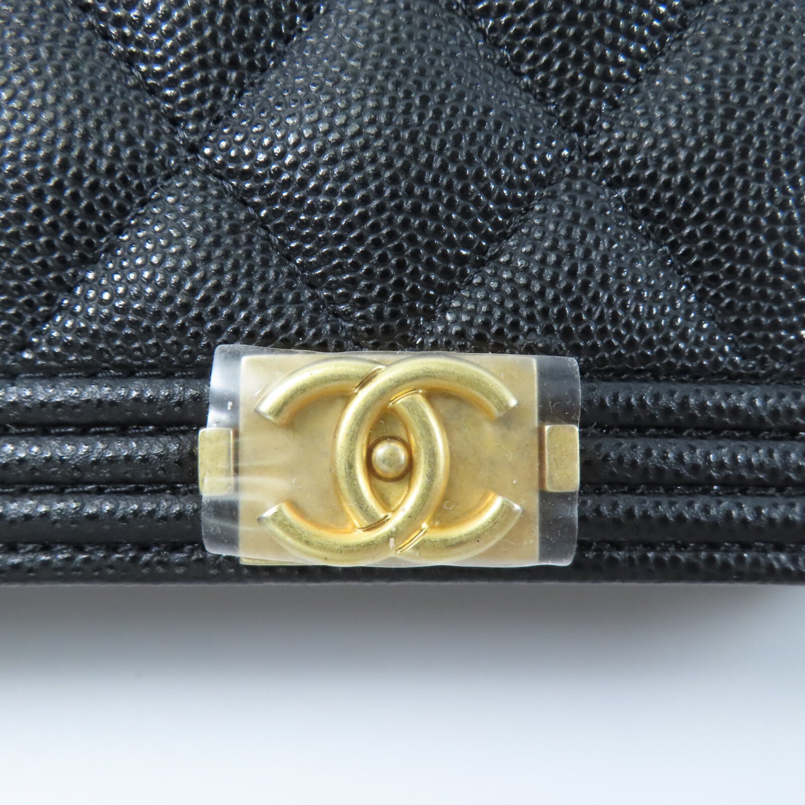 CHANEL 牛皮皮革Boy Wallet On Chain鏈帶肩背袋