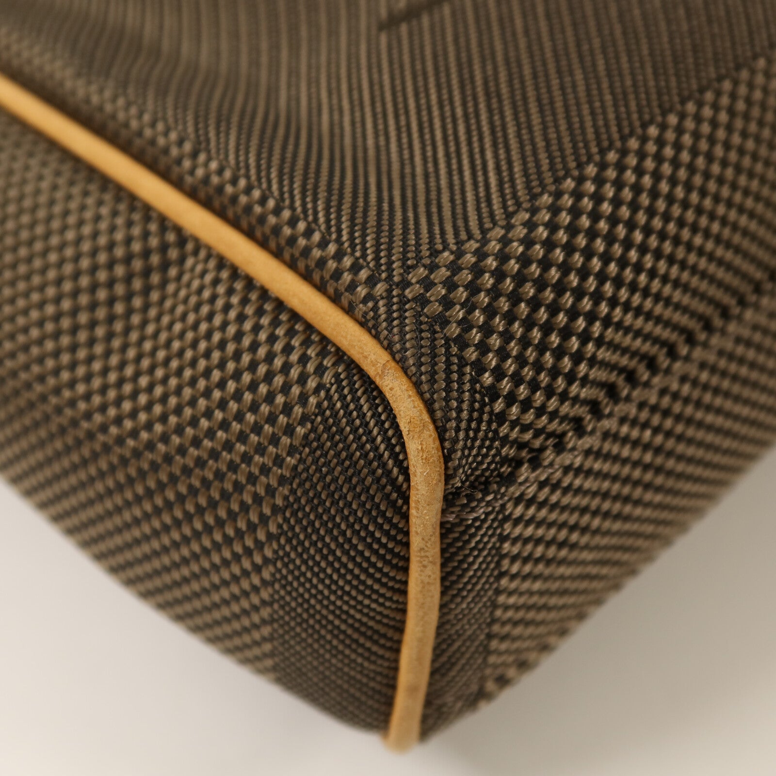 LOUIS VUITTON Damier Geant Citadin NM銀扣肩背袋