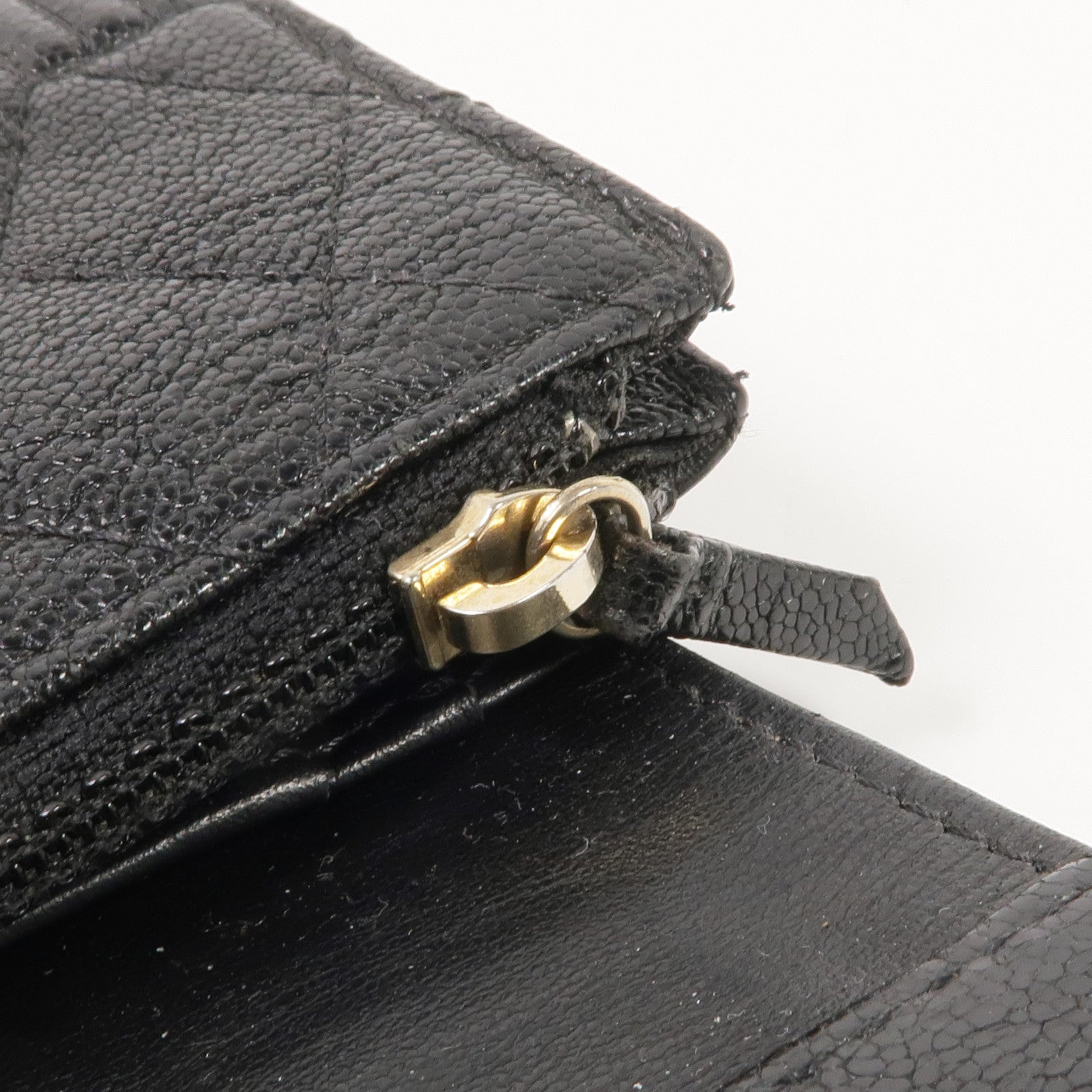 CHANEL 牛皮皮革Boy Trifold Wallet金扣錢包