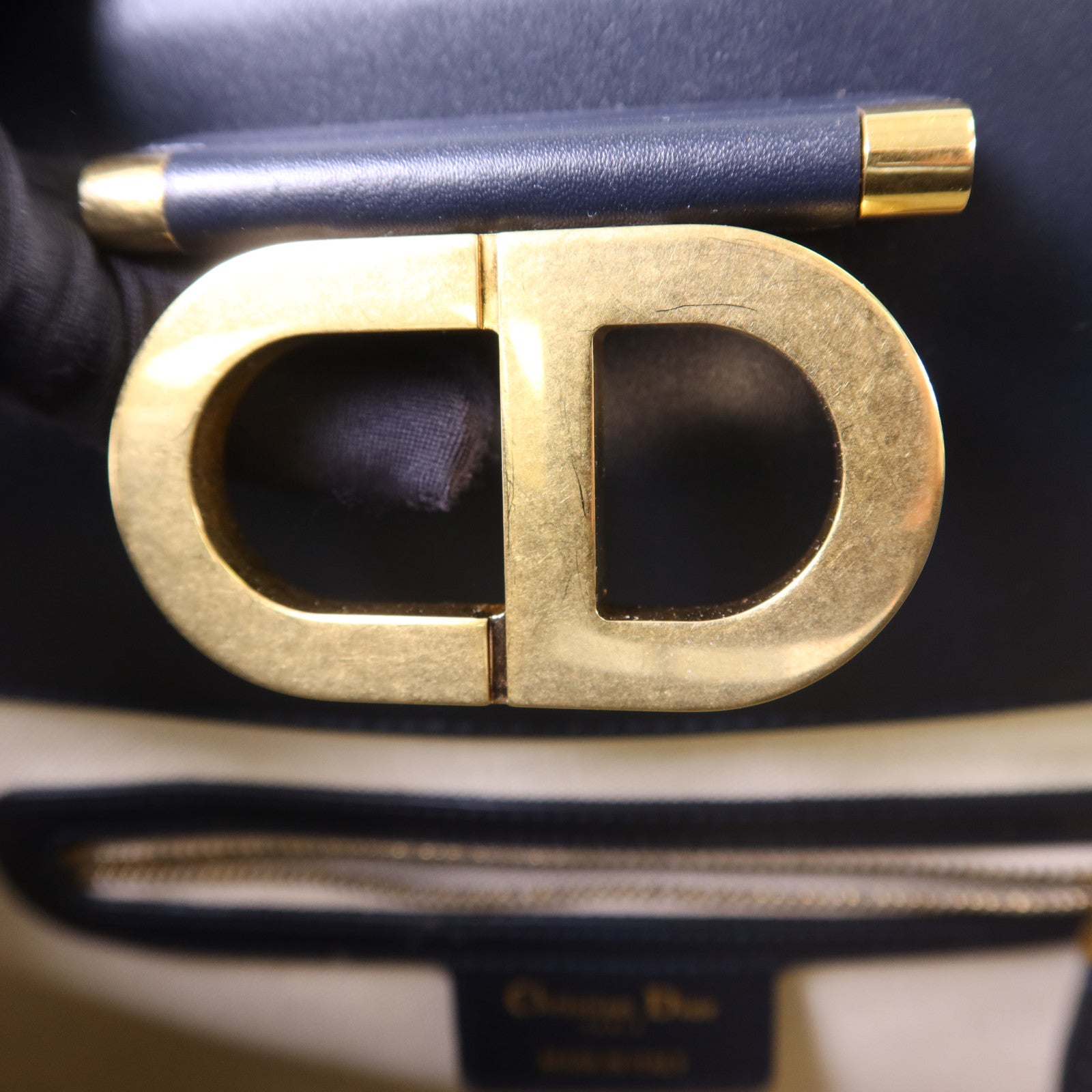 Dior 帆布Shoulder Bag金扣肩背袋