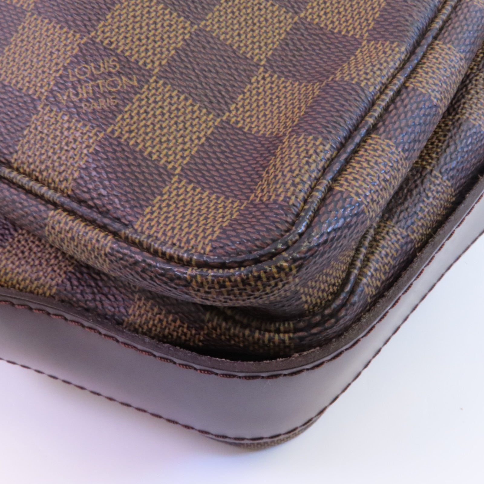 LOUIS VUITTON Damier Naviglio金扣肩背袋