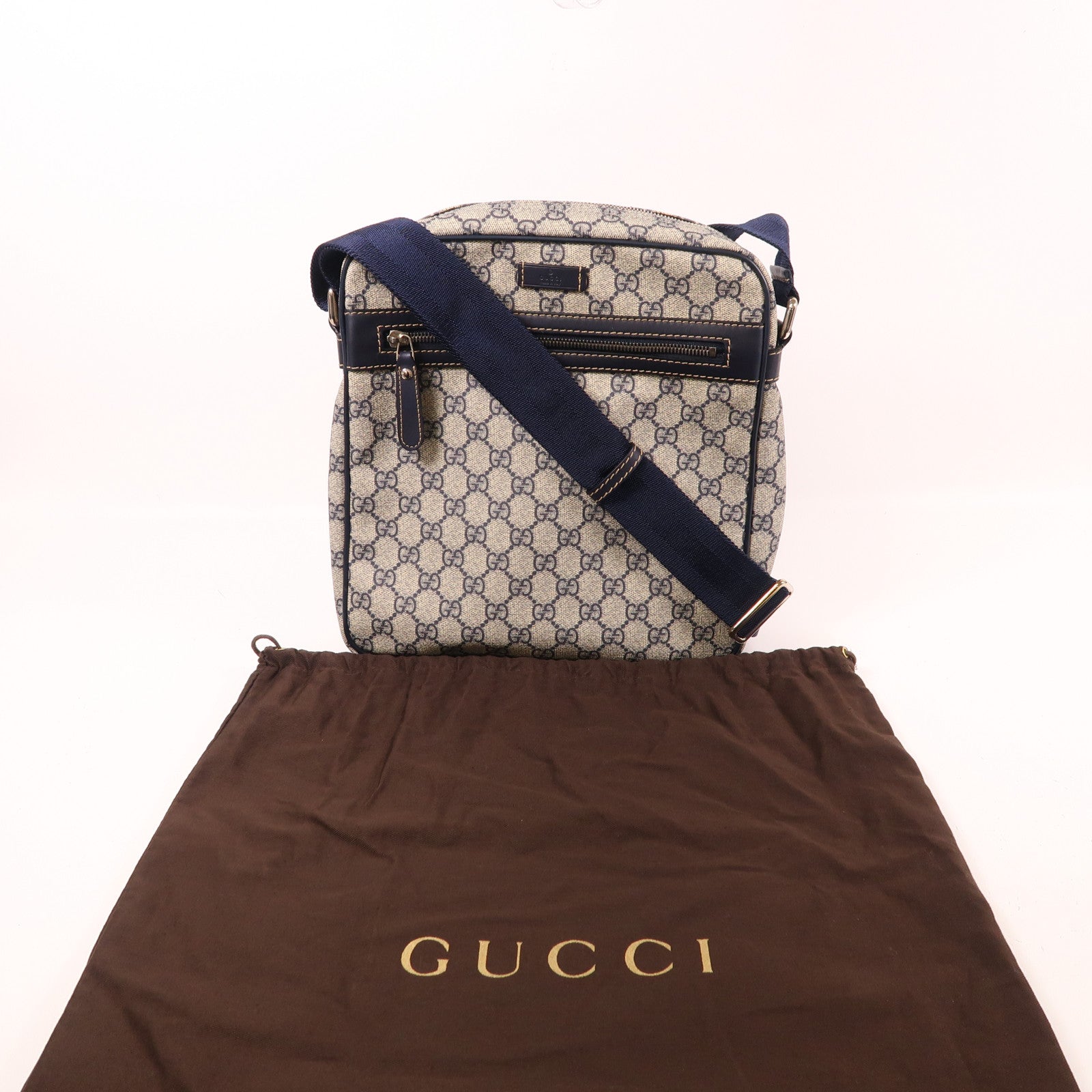 GUCCI 塗層帆布Shoulder Bag銀扣肩背袋