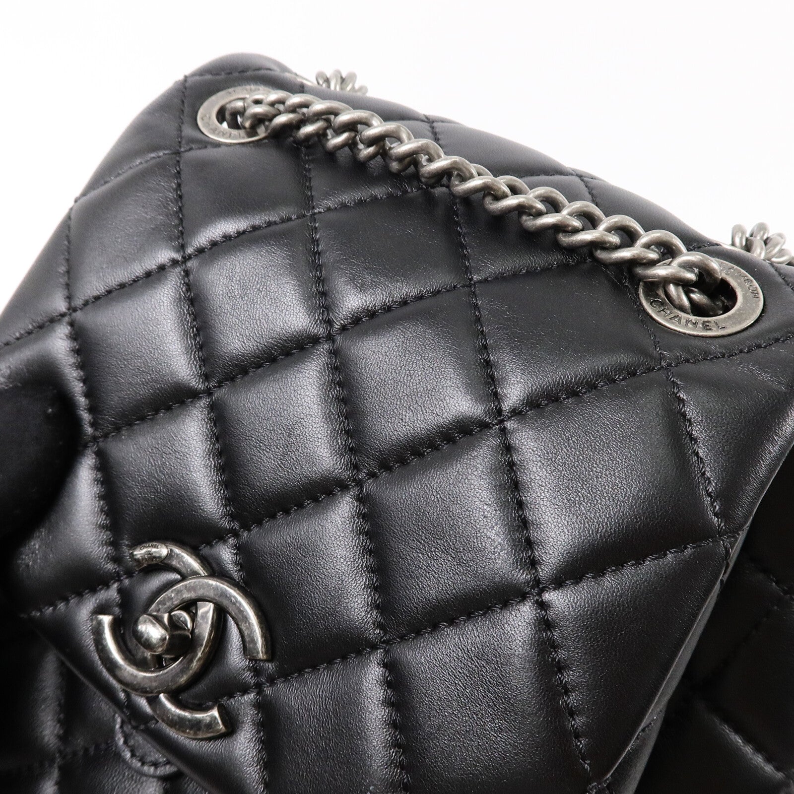 CHANEL 羊皮皮革Urban Spirit Backpack鏈帶背包