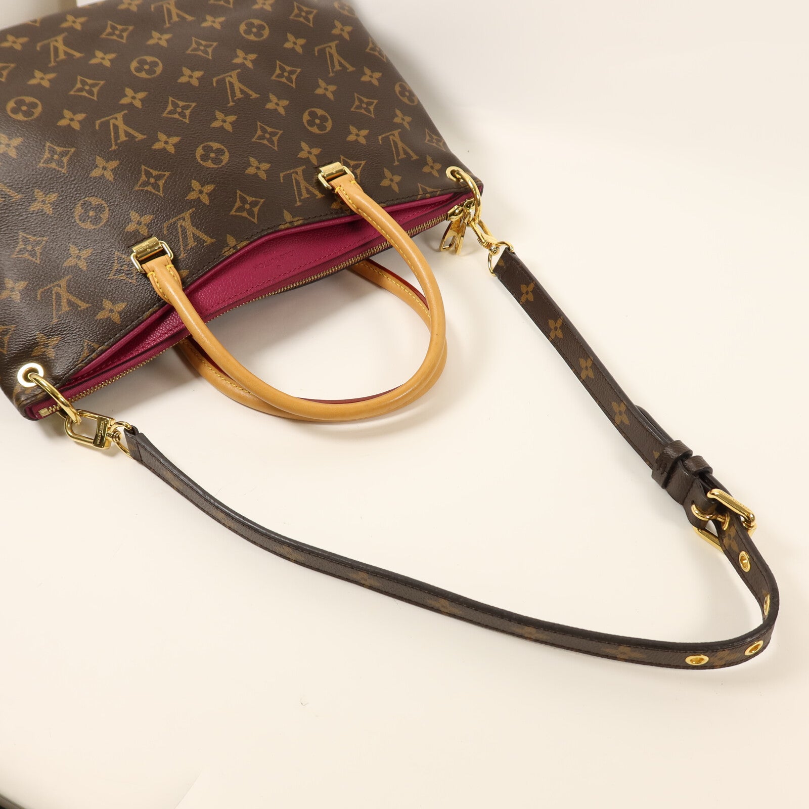 LOUIS VUITTON Monogram Pallas金扣手挽肩背兩用袋