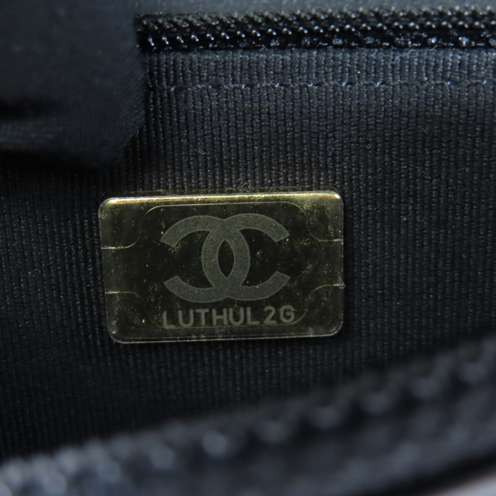 CHANEL 牛皮皮革Boy Wallet On Chain鏈帶肩背袋