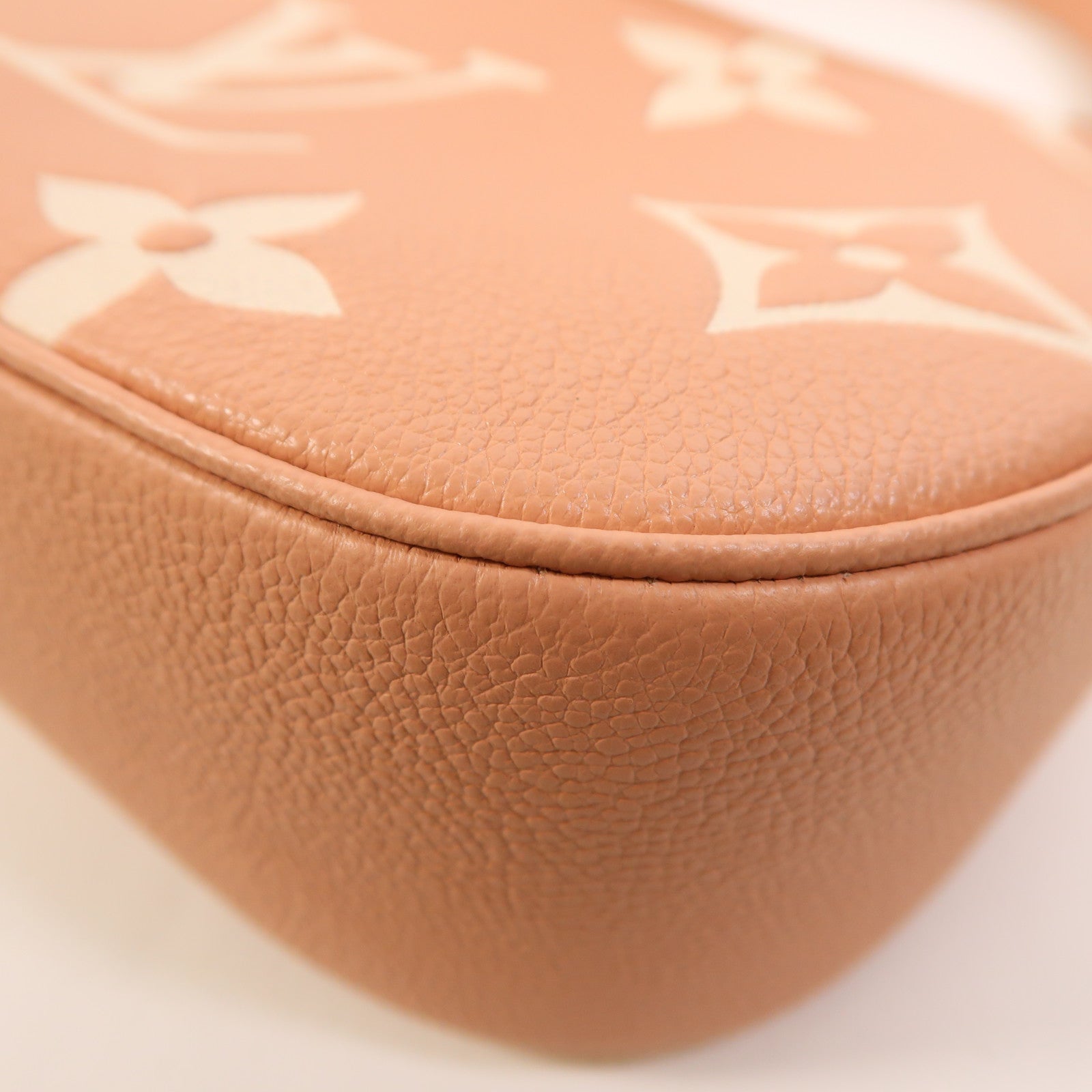 LOUIS VUITTON 【激減優惠】Monogram Empreinte Bagatelle金扣肩背袋