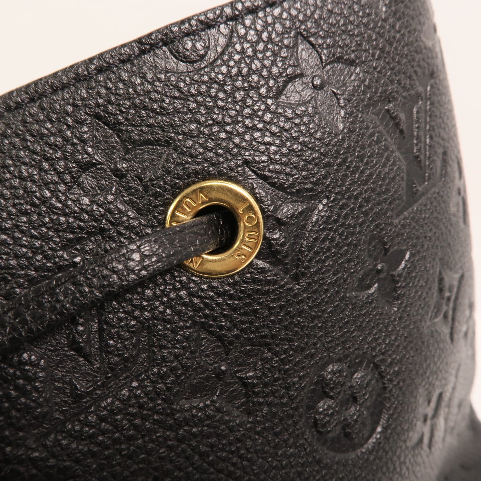 LOUIS VUITTON Monogram Empreinte NeoNoe MM肩背袋