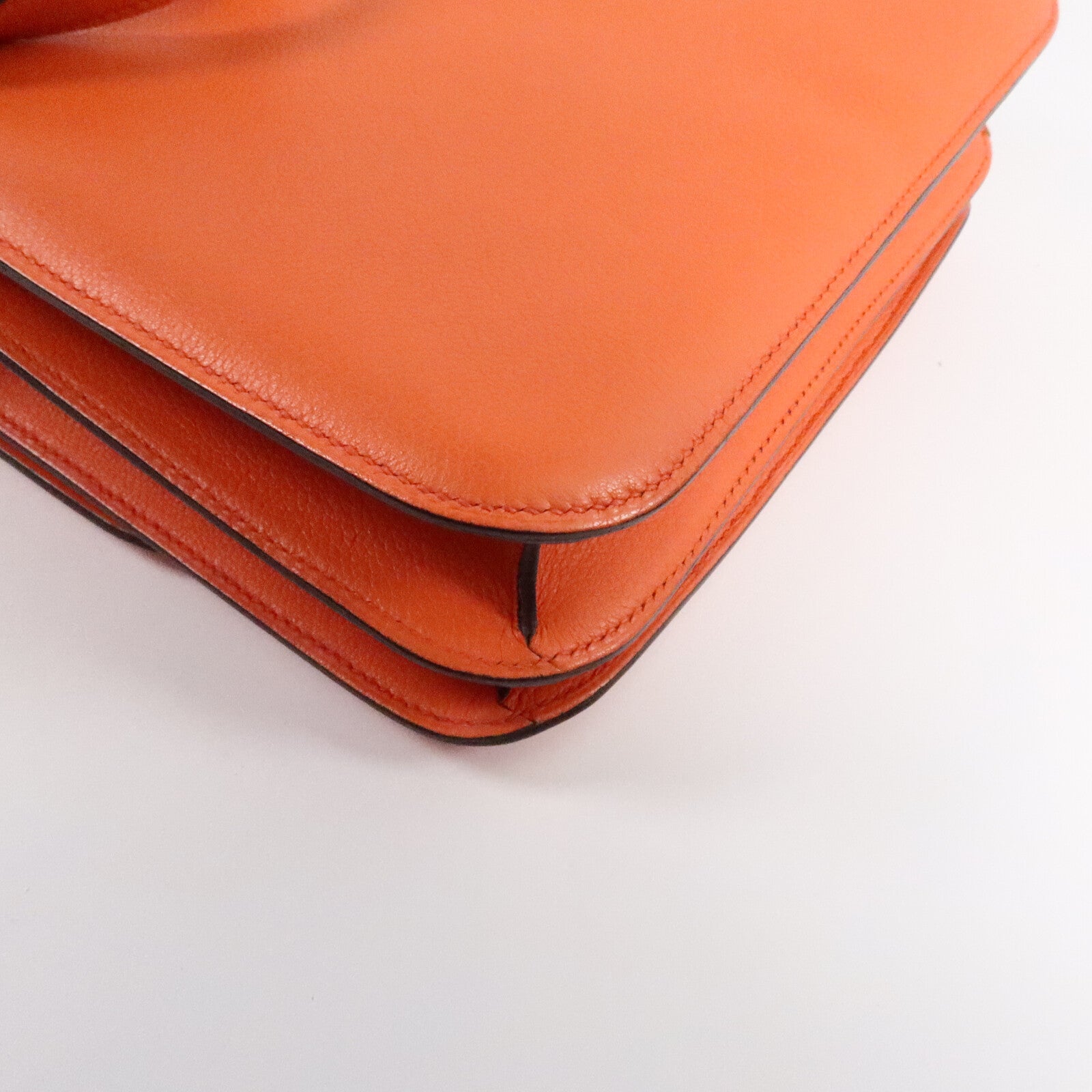 HERMES Evercolor皮革Constance 24肩背袋