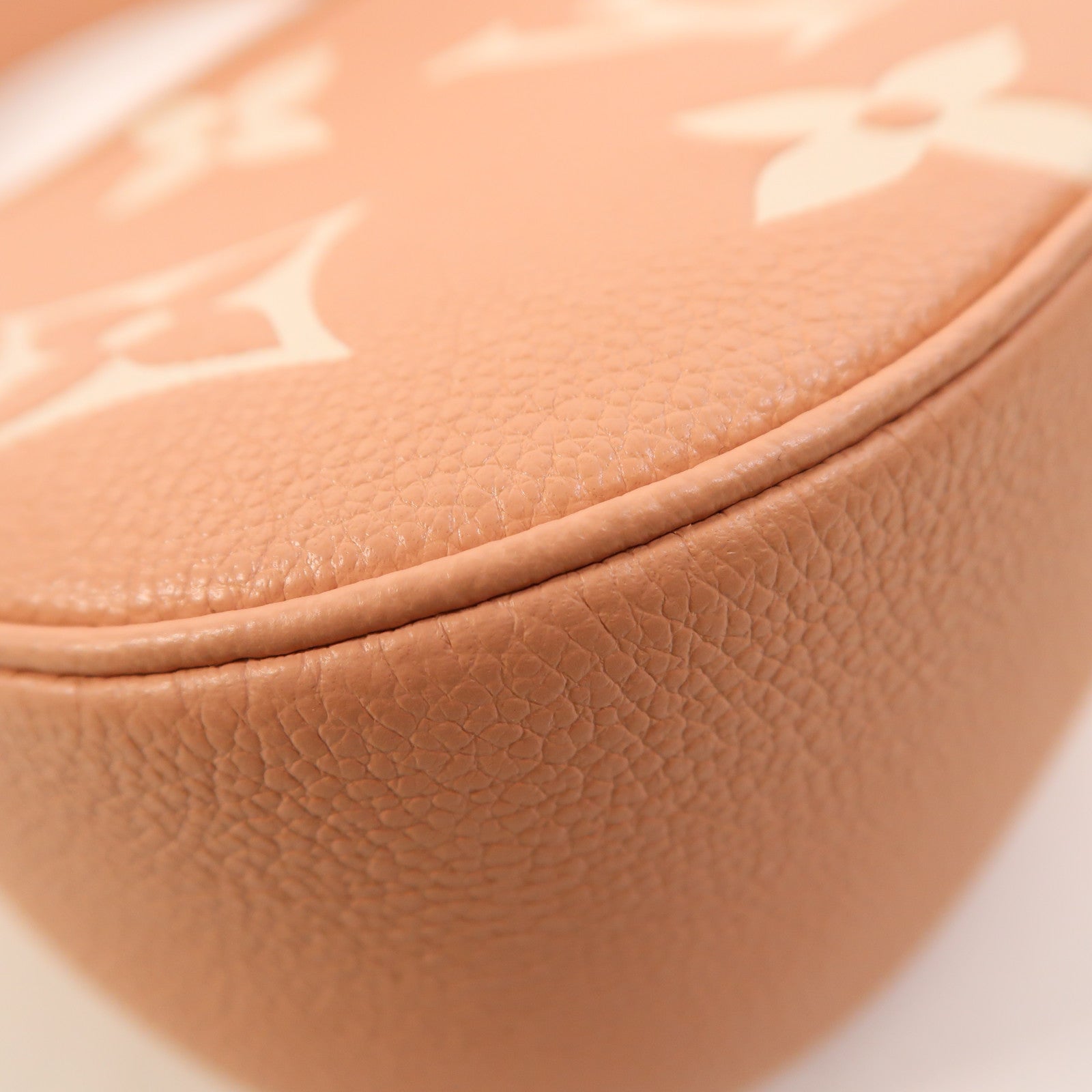LOUIS VUITTON 【激減優惠】Monogram Empreinte Bagatelle金扣肩背袋