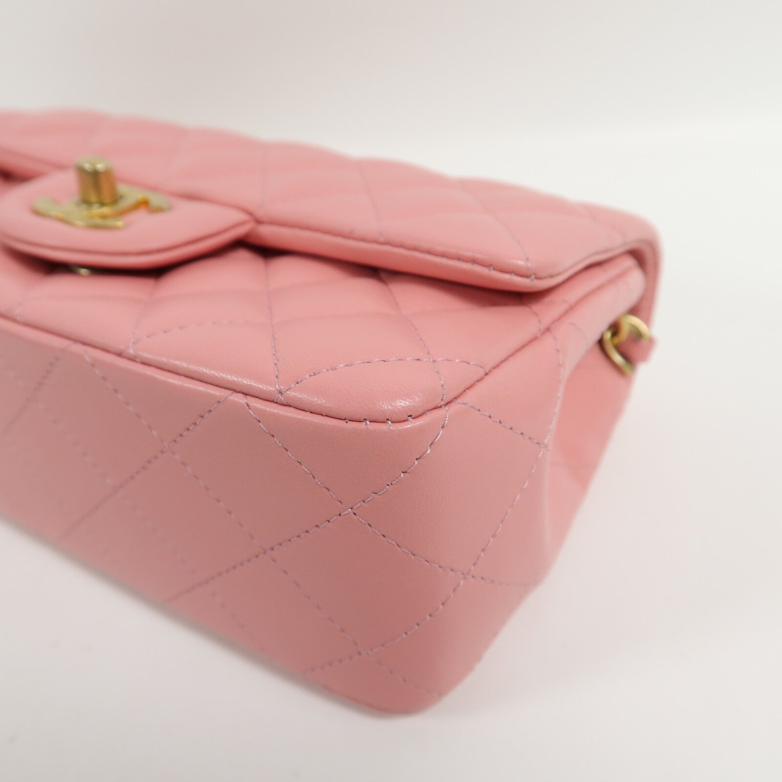 CHANEL 羊皮皮革Classic 20鏈帶肩背袋