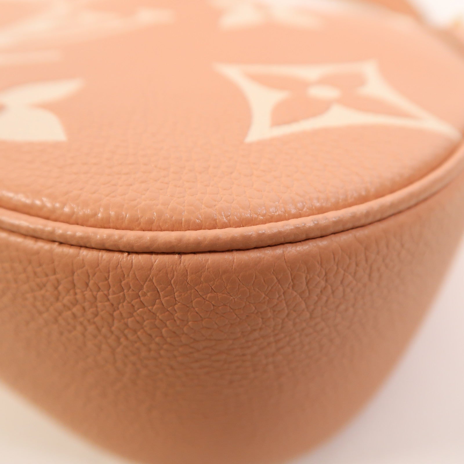 LOUIS VUITTON 【激減優惠】Monogram Empreinte Bagatelle金扣肩背袋