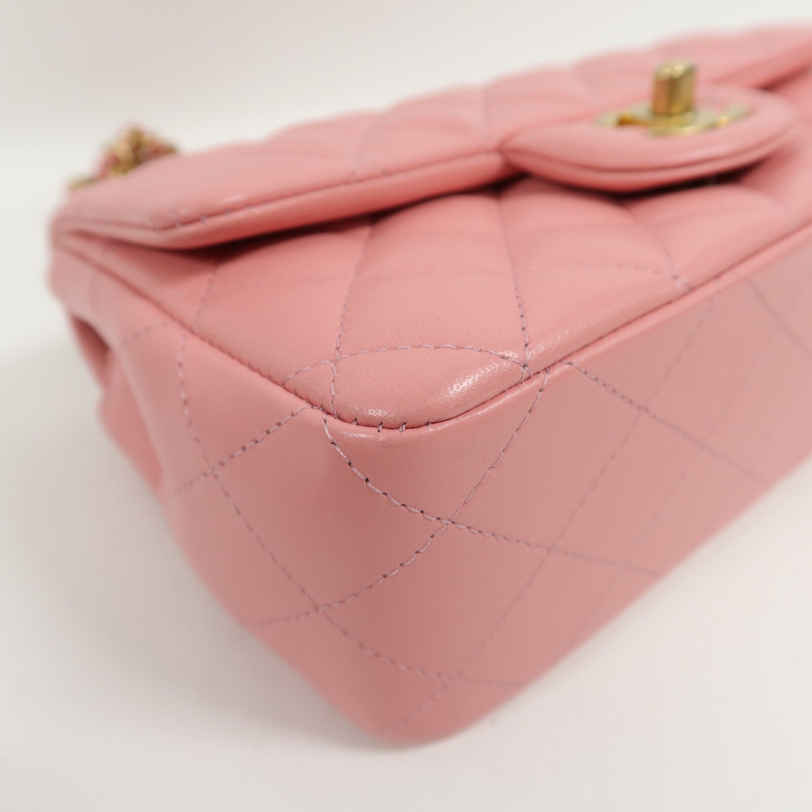 CHANEL 羊皮皮革Classic 20鏈帶肩背袋