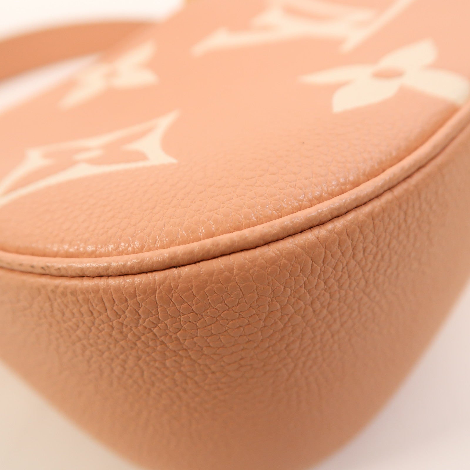 LOUIS VUITTON 【激減優惠】Monogram Empreinte Bagatelle金扣肩背袋