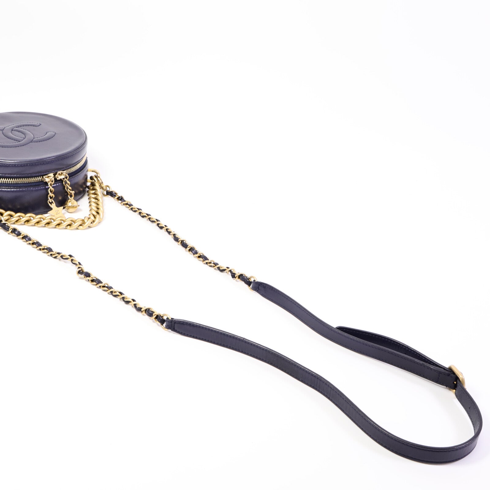 CHANEL 牛皮皮革Round Clutch With Chain肩背袋
