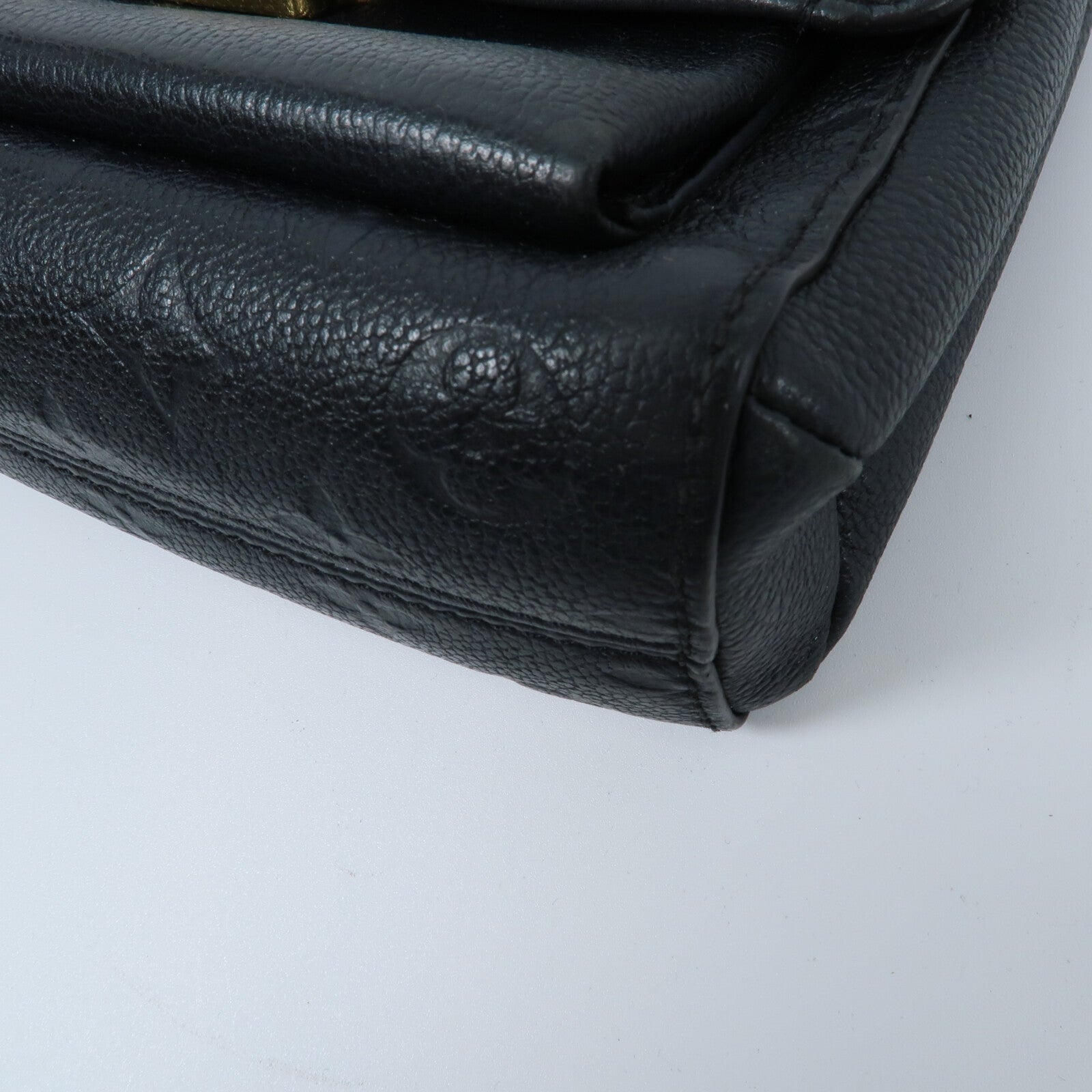 LOUIS VUITTON Monogram Empreinte Vavin BB鏈帶肩背袋