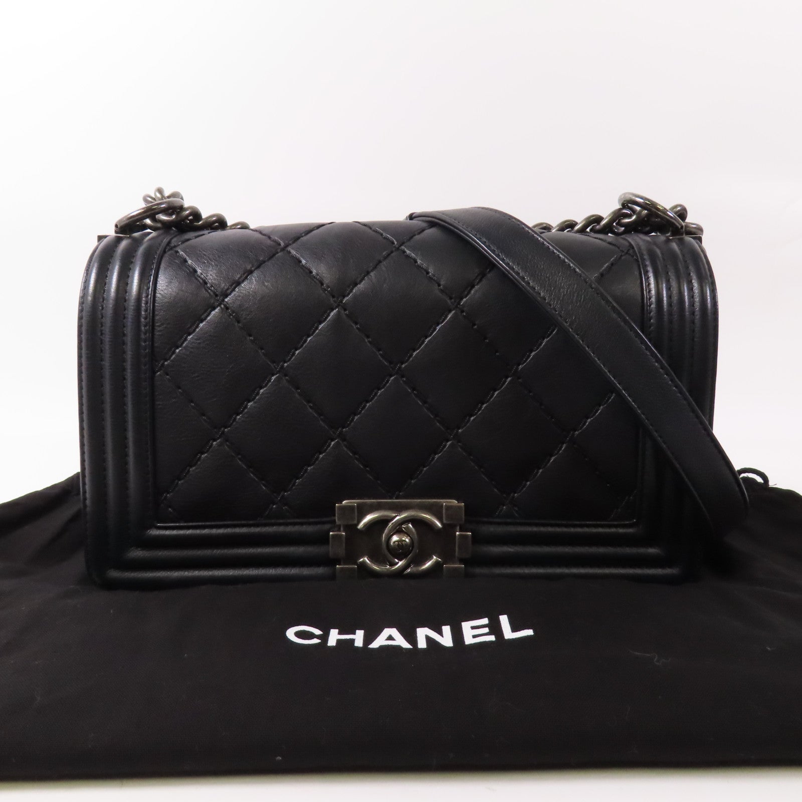 CHANEL CC Boy 25 Chain Shoulder Bag Calfskin Leather Black