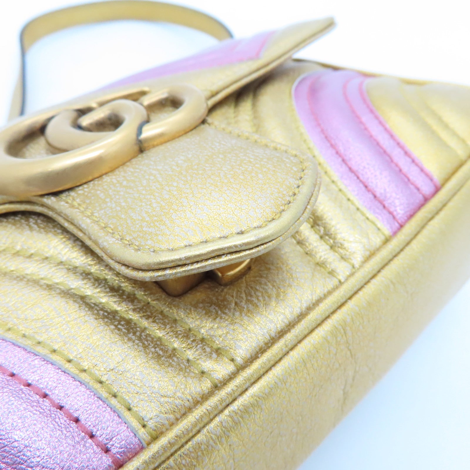 GUCCI cowhide leather GG Marmont gold buckle chain shoulder bag gold pink