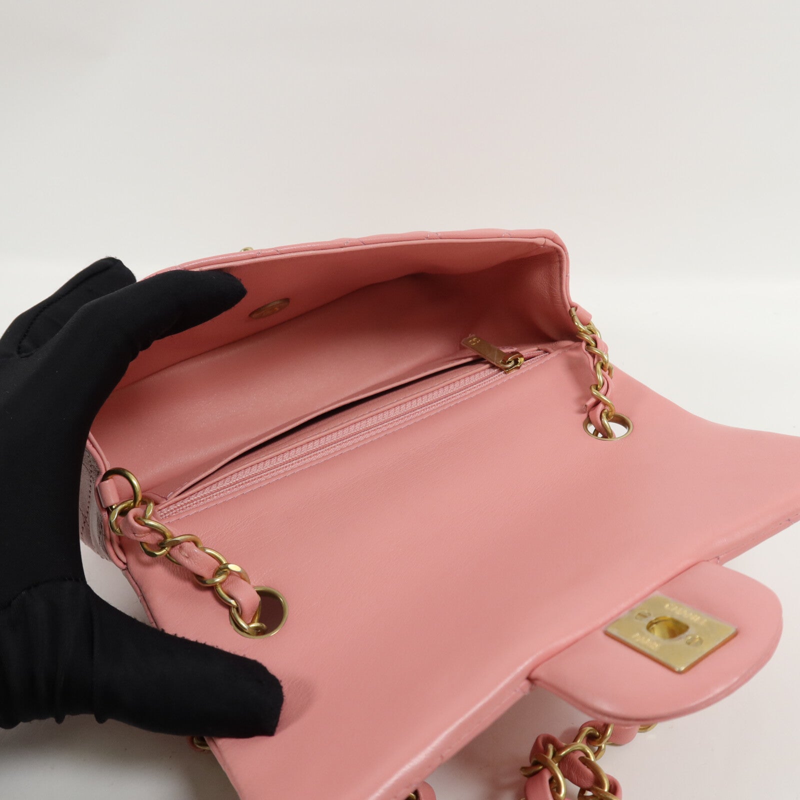 CHANEL 羊皮皮革Classic 20鏈帶肩背袋
