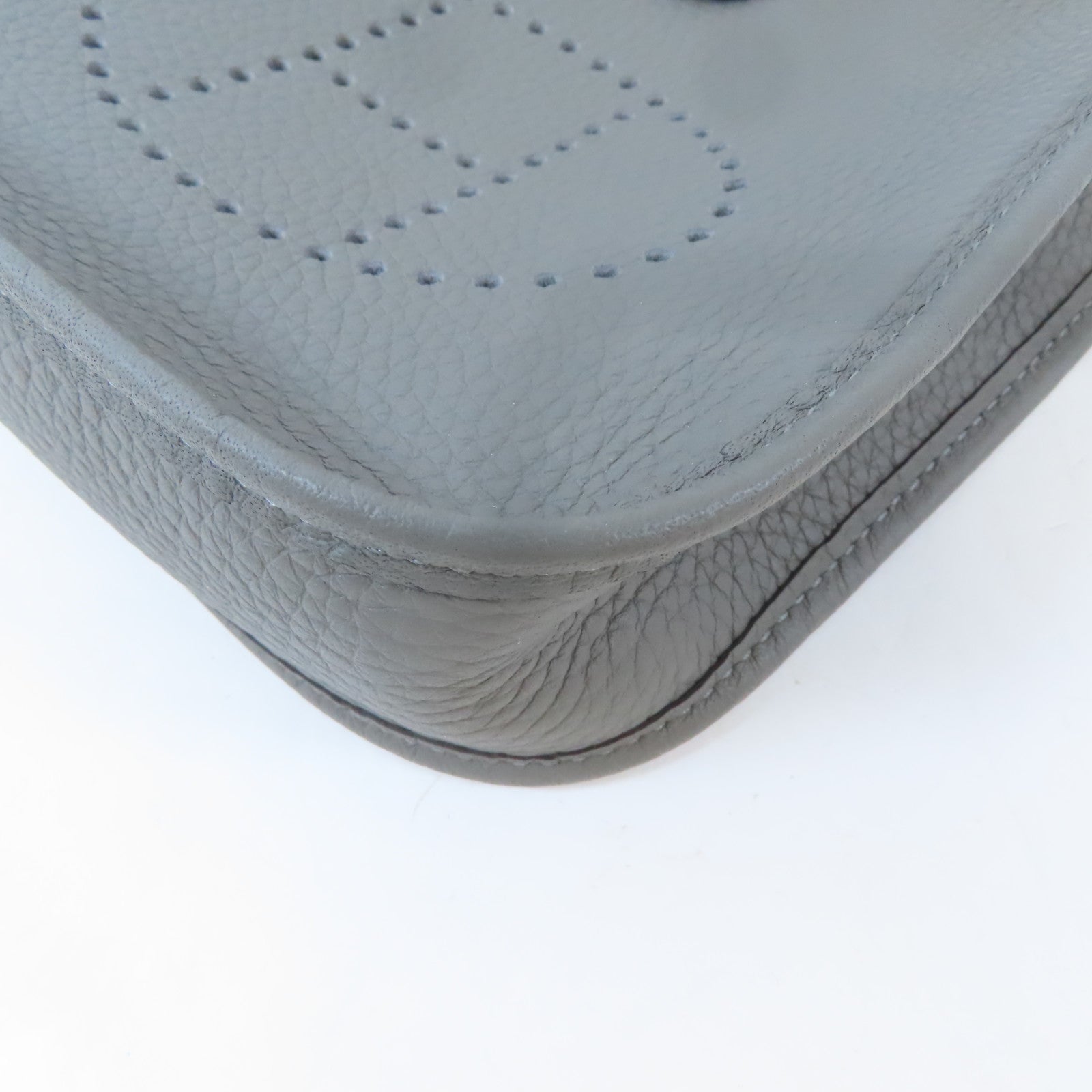 HERMES Clemence皮革Evelyne TPM銀扣肩背袋Gris Mayer灰色