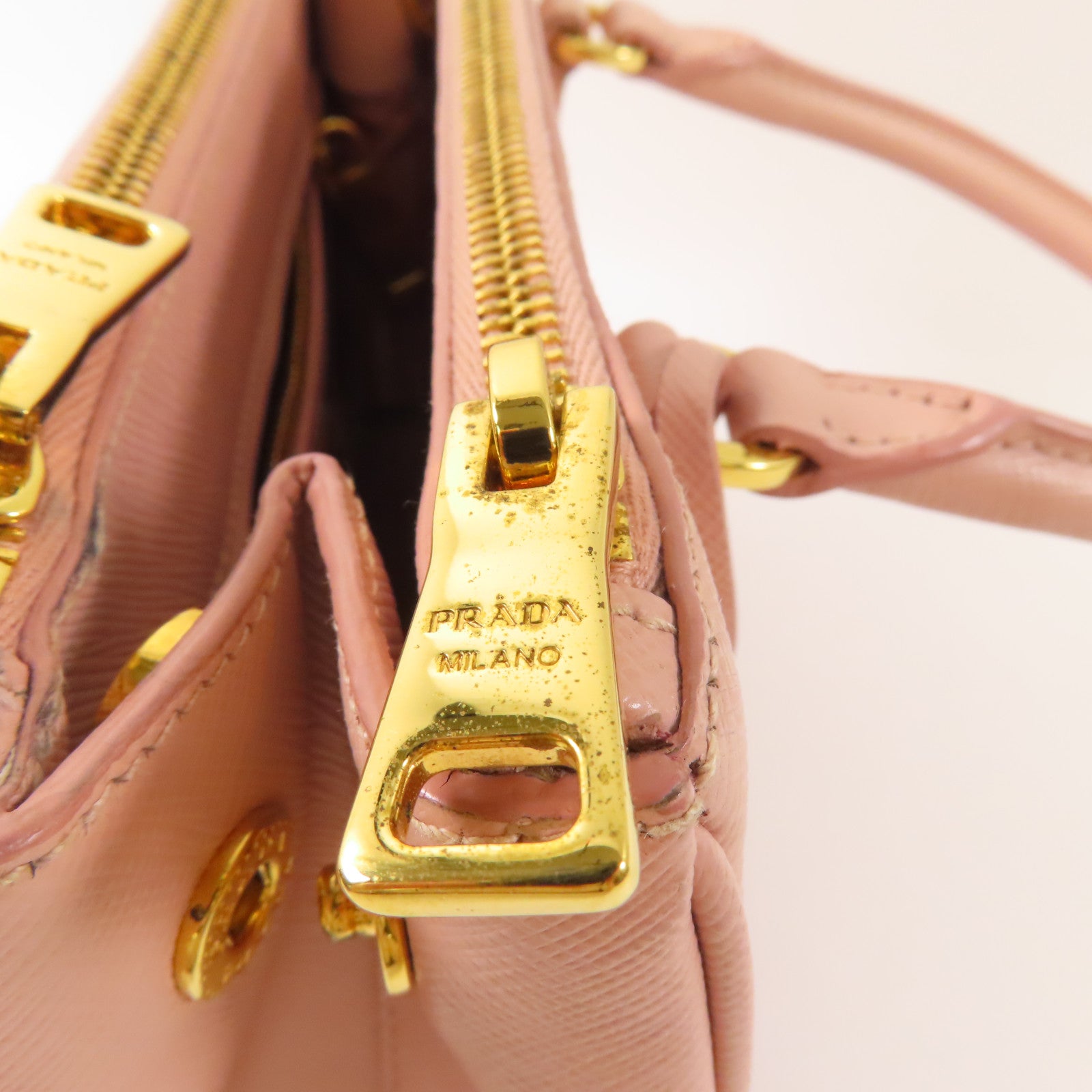 PRADA 牛皮皮革2 way Shoulder金扣手挽肩背兩用袋