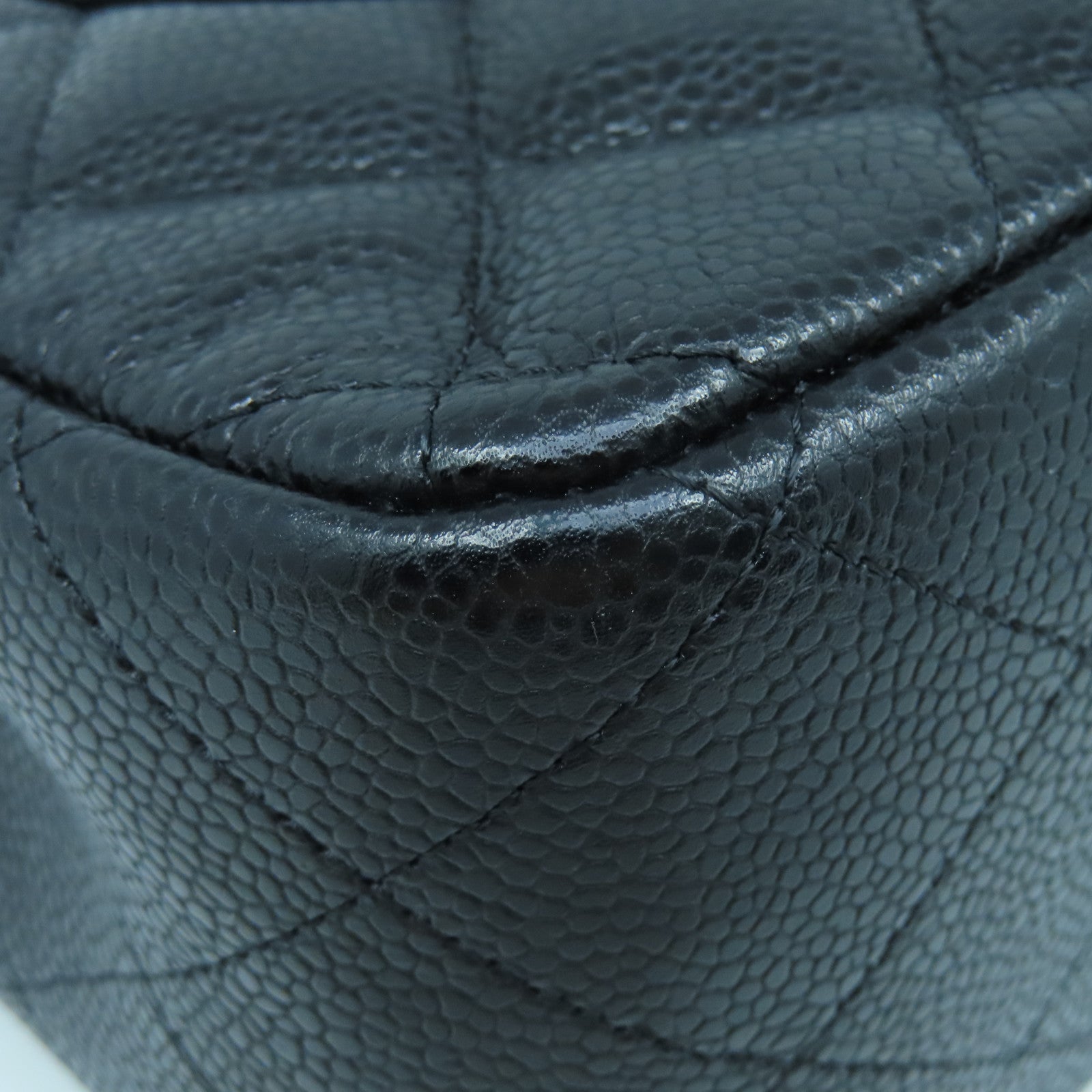 CHANEL 【清倉大減價】菱格Caviar皮革Jumbo Double Flap Classic銀扣鏈帶肩背袋黑色