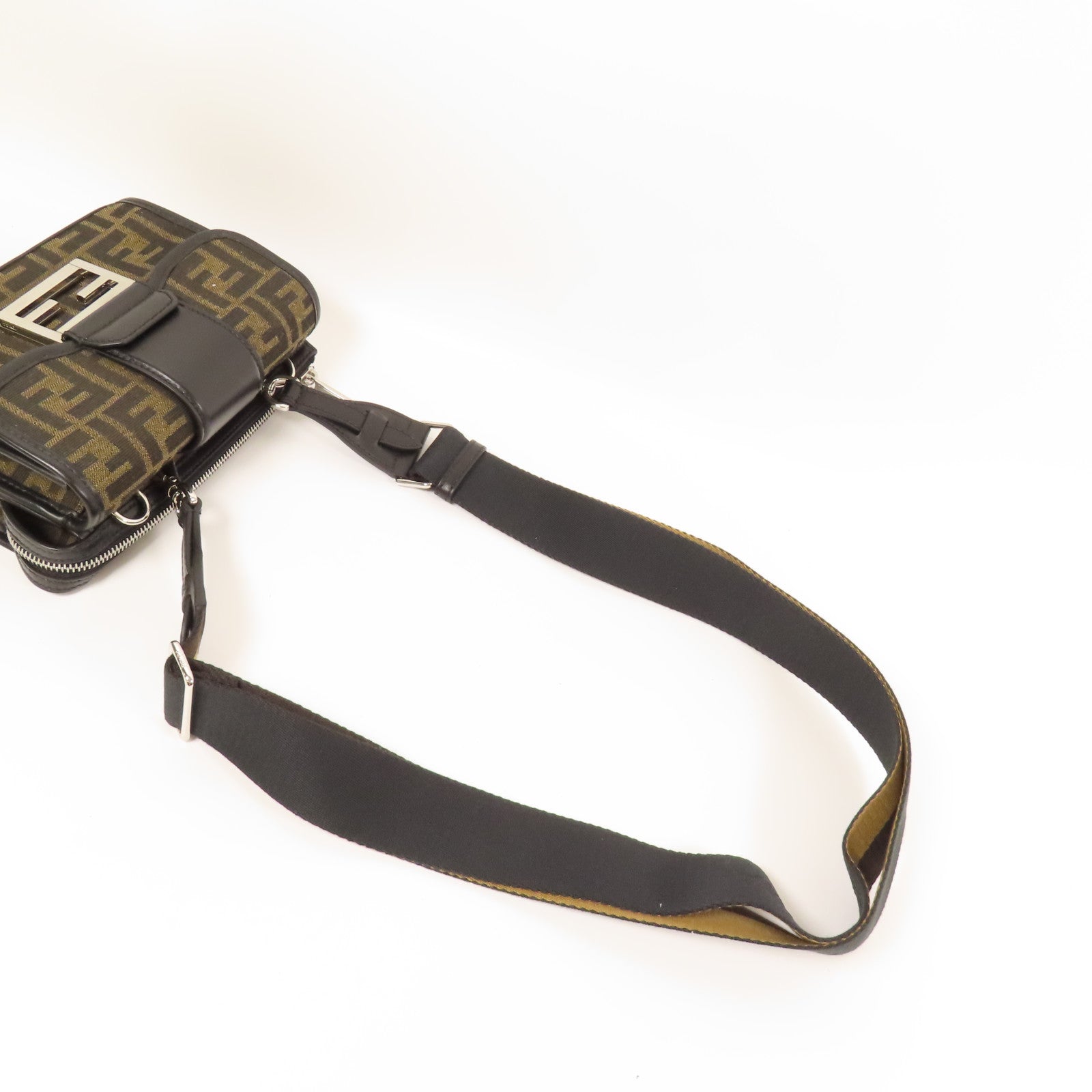 FENDI 帆布Double Baguette銀扣肩背袋棕色