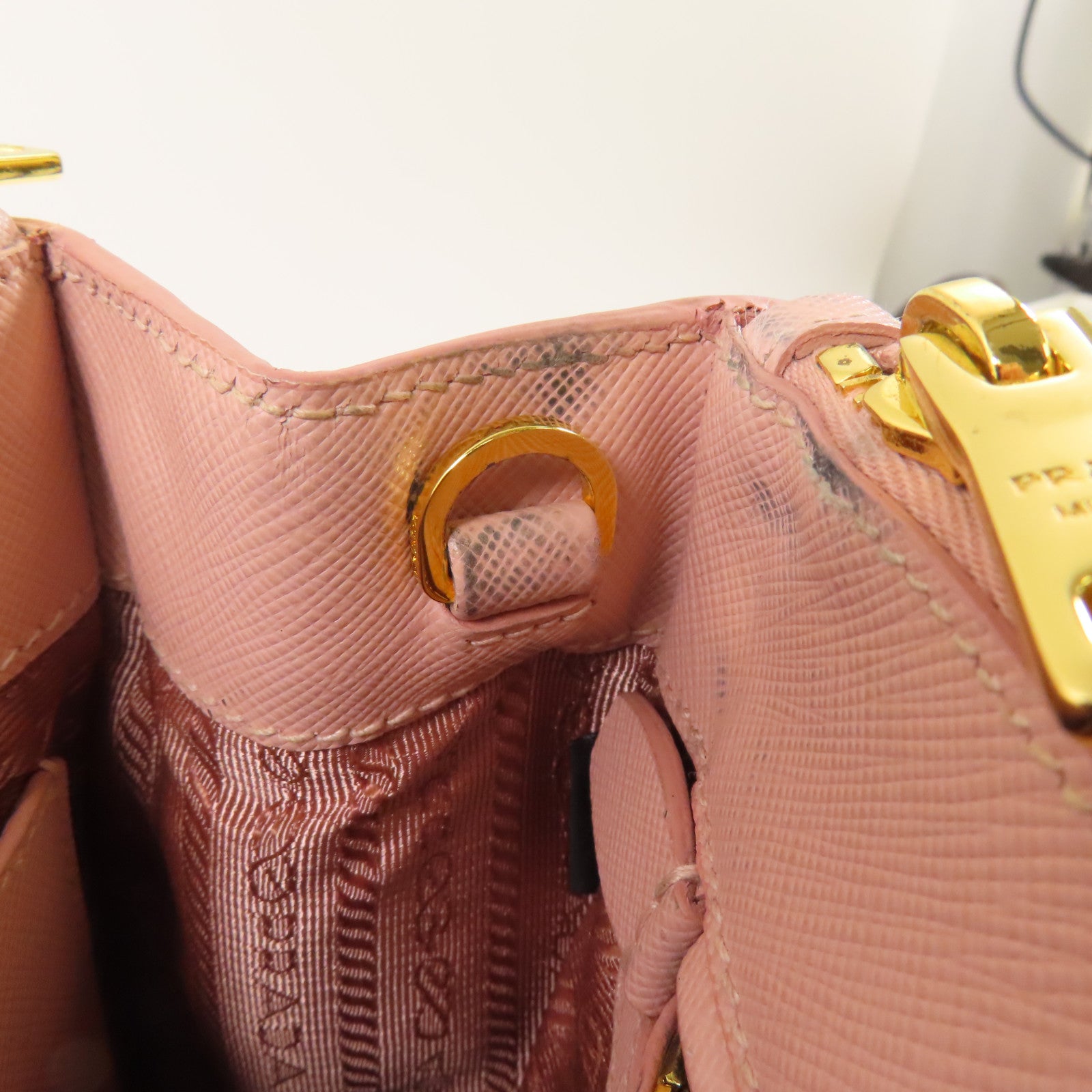 PRADA 牛皮皮革2 way Shoulder金扣手挽肩背兩用袋