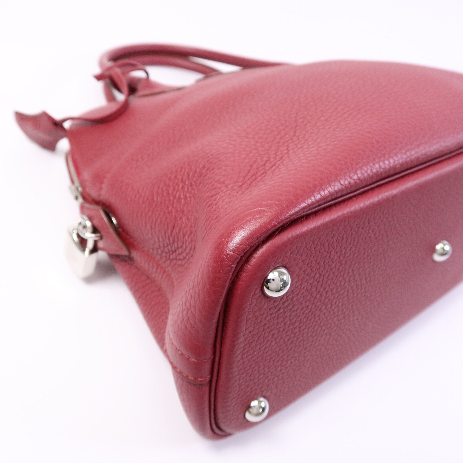 HERMES Clemence皮革Bolide 31手挽袋Rubis