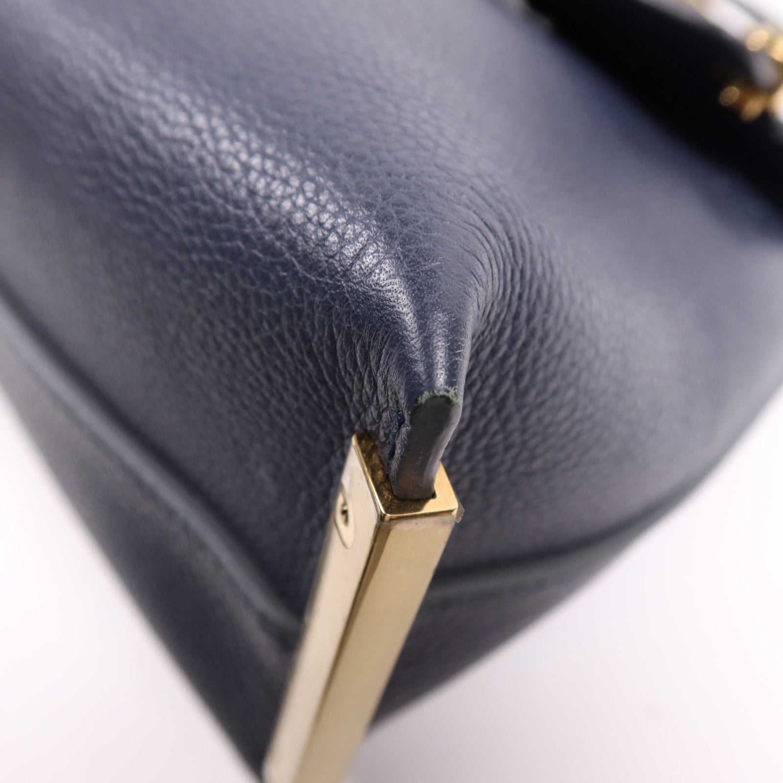 Chloe 牛皮皮革Clare金扣肩背袋