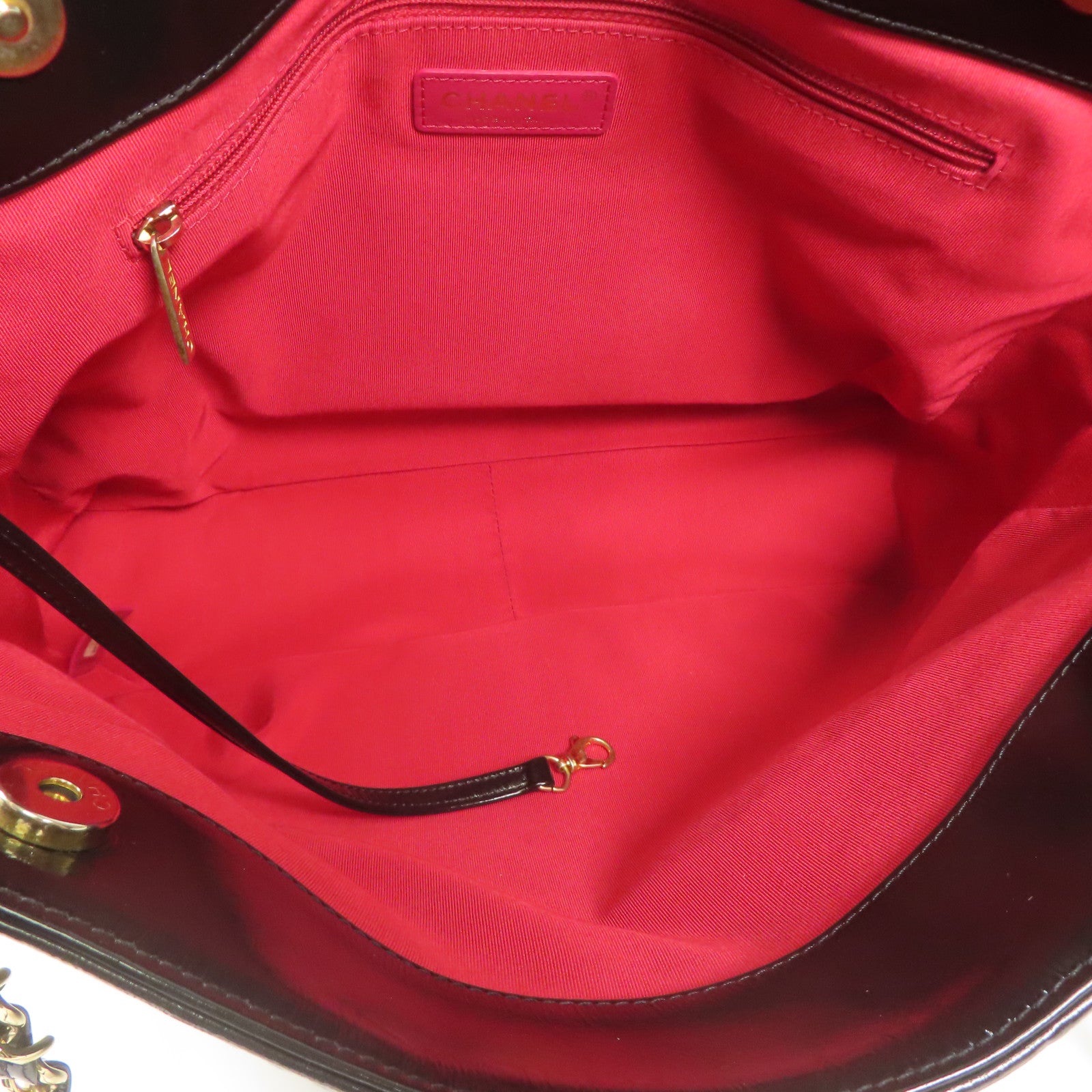 CHANEL 皮革Shoulder Bag鏈帶肩背袋