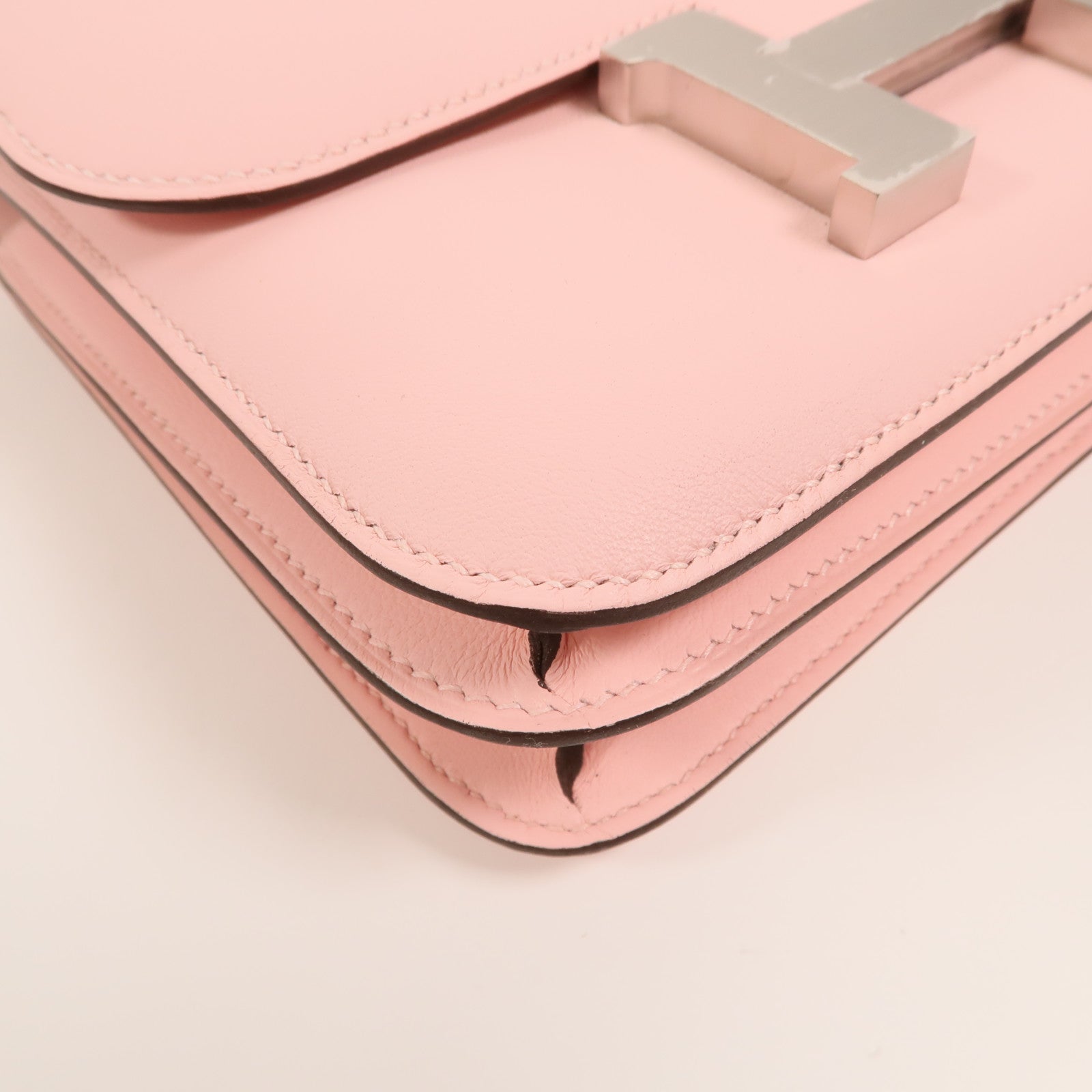 HERMES Swift皮革Constance Mini肩背袋Rose Sakura