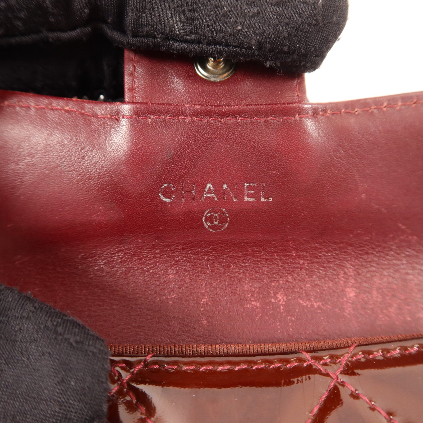 CHANEL 漆皮皮革Card Case銀扣卡片套