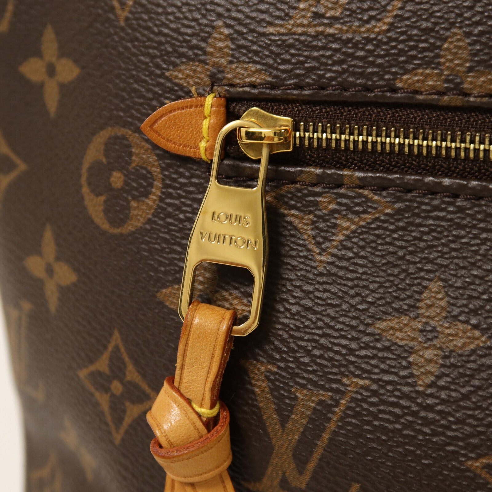 LOUIS VUITTON Monogram Iena PM金扣手挽袋